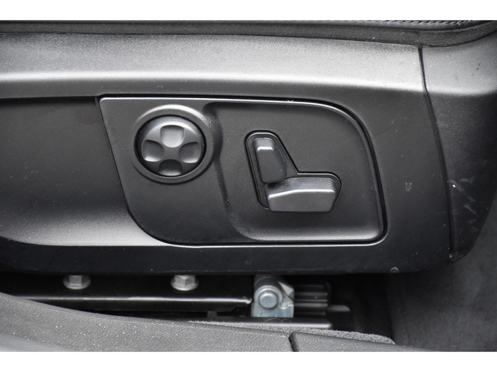 Maserati Ghibli 3.0 V6 BiTurbo Ribelle CUIR MEMO GPS KEYLESS (2018) - Foto 19