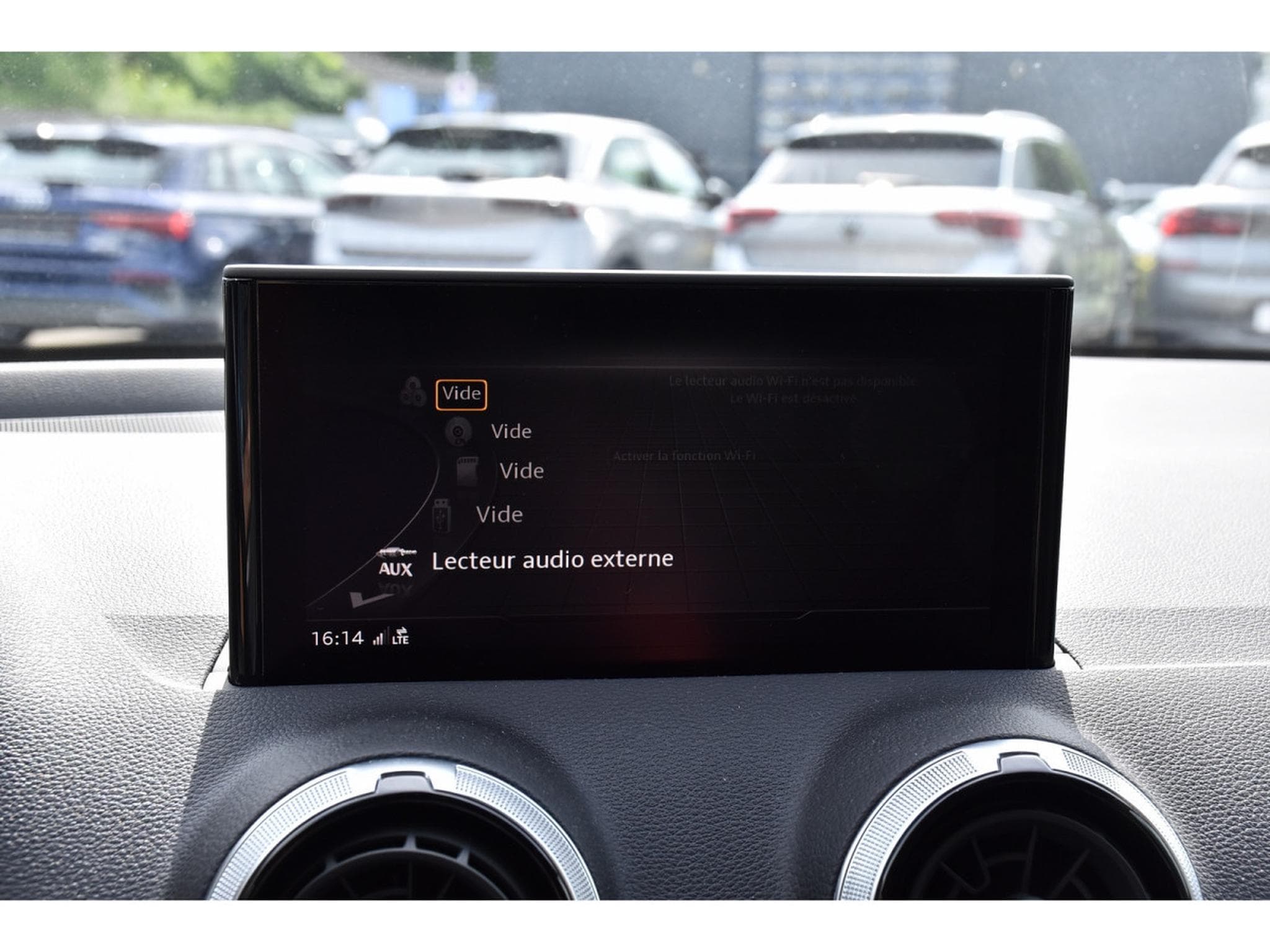 Audi Q2 30 TDI Advanced S-Tronic CUIR GPS LANE LED CAM 1° MAIN (2023) - Photo 11
