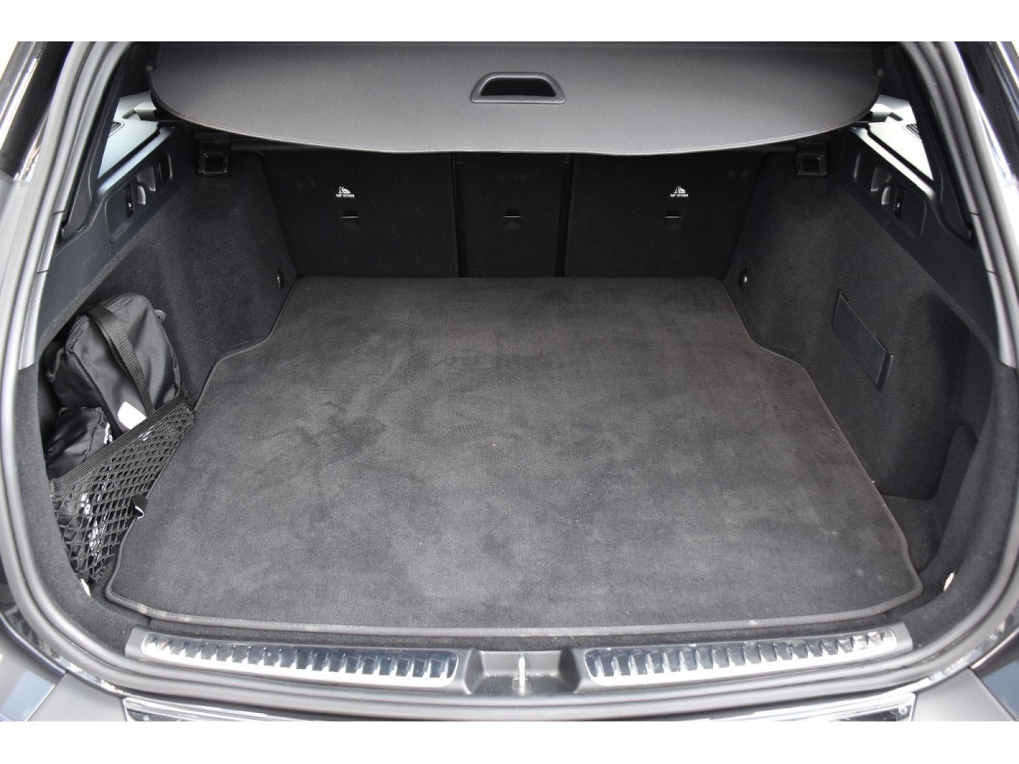 Mercedes C 220 CDI Break 4Matic All Terrain 9G PANO MEMO DISTR ATT RMQ (2025) - Foto 23