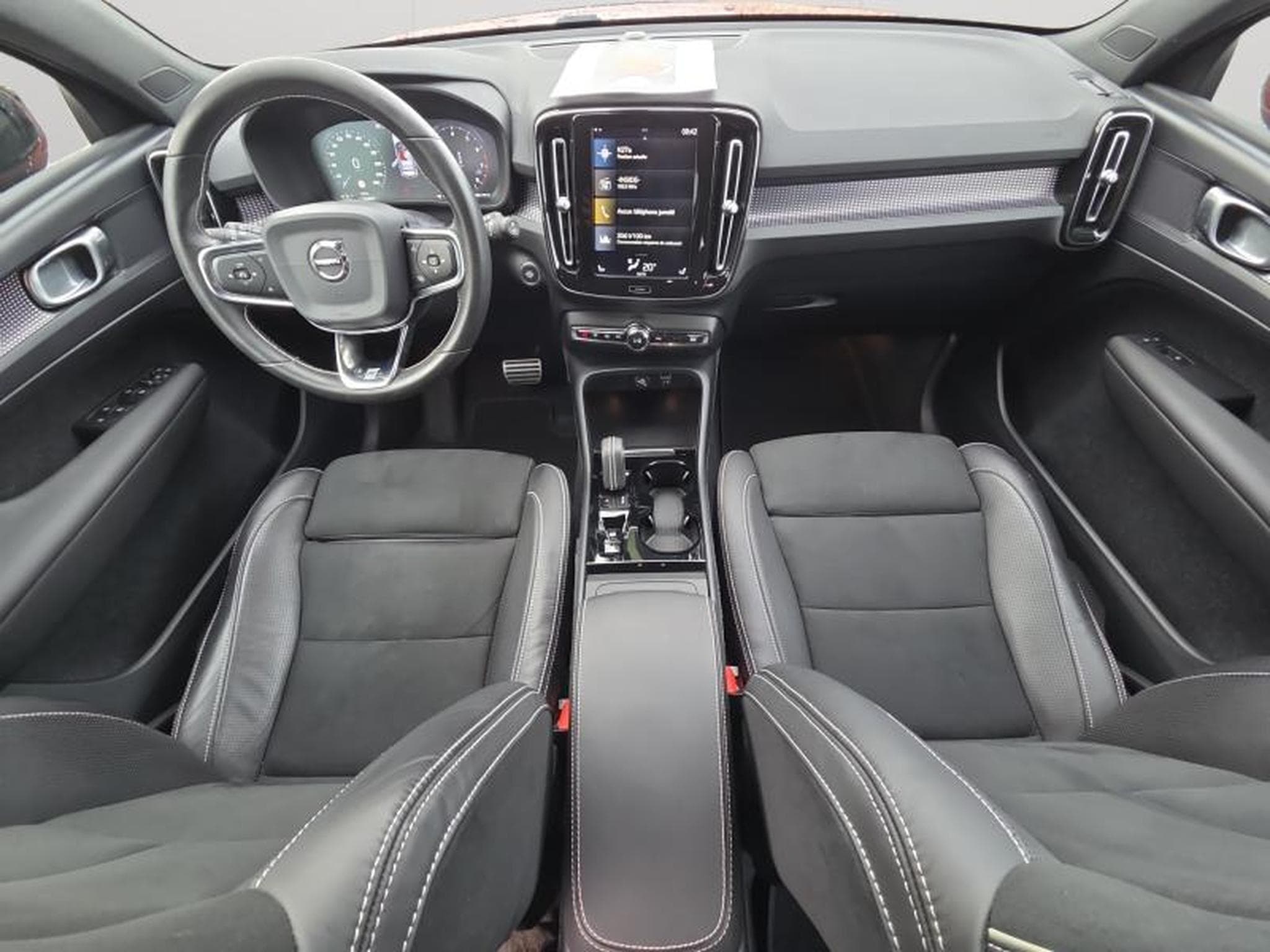 Volvo XC40 R-Design (2019) - Foto 34
