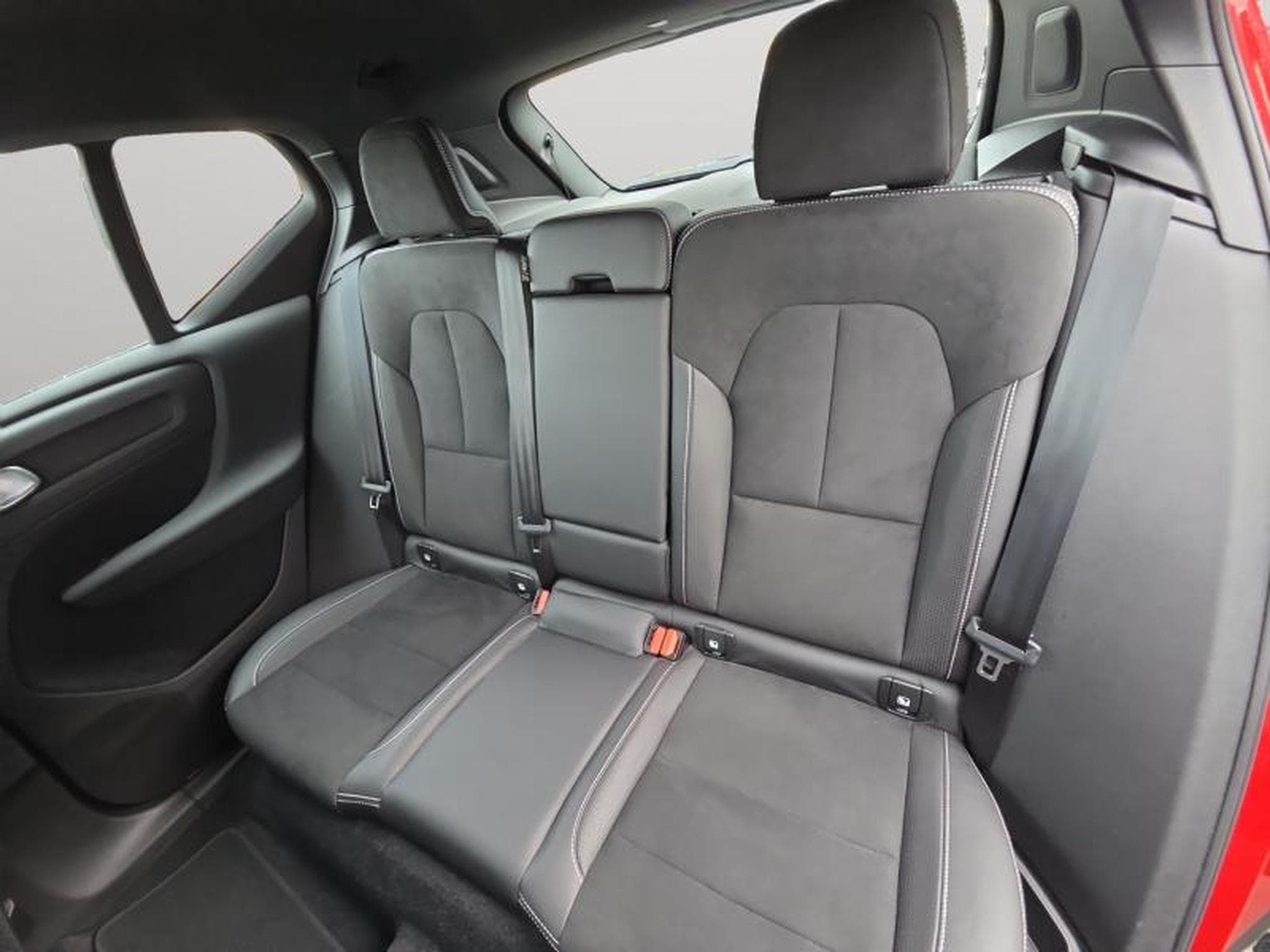 Volvo XC40 R-Design (2019) - Foto 37