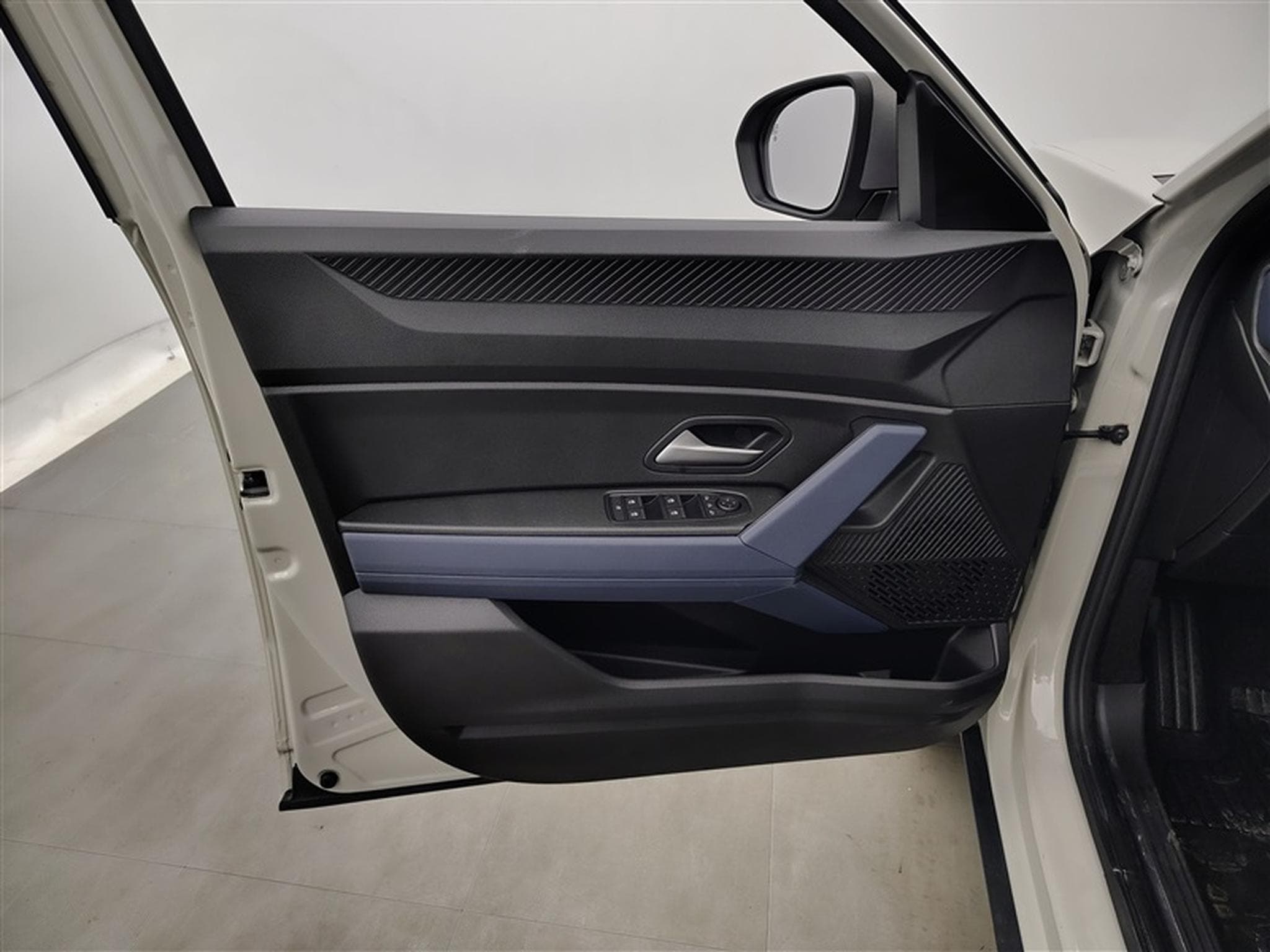 Dacia Duster 1.2 TCe Journey (2024) - Photo 16