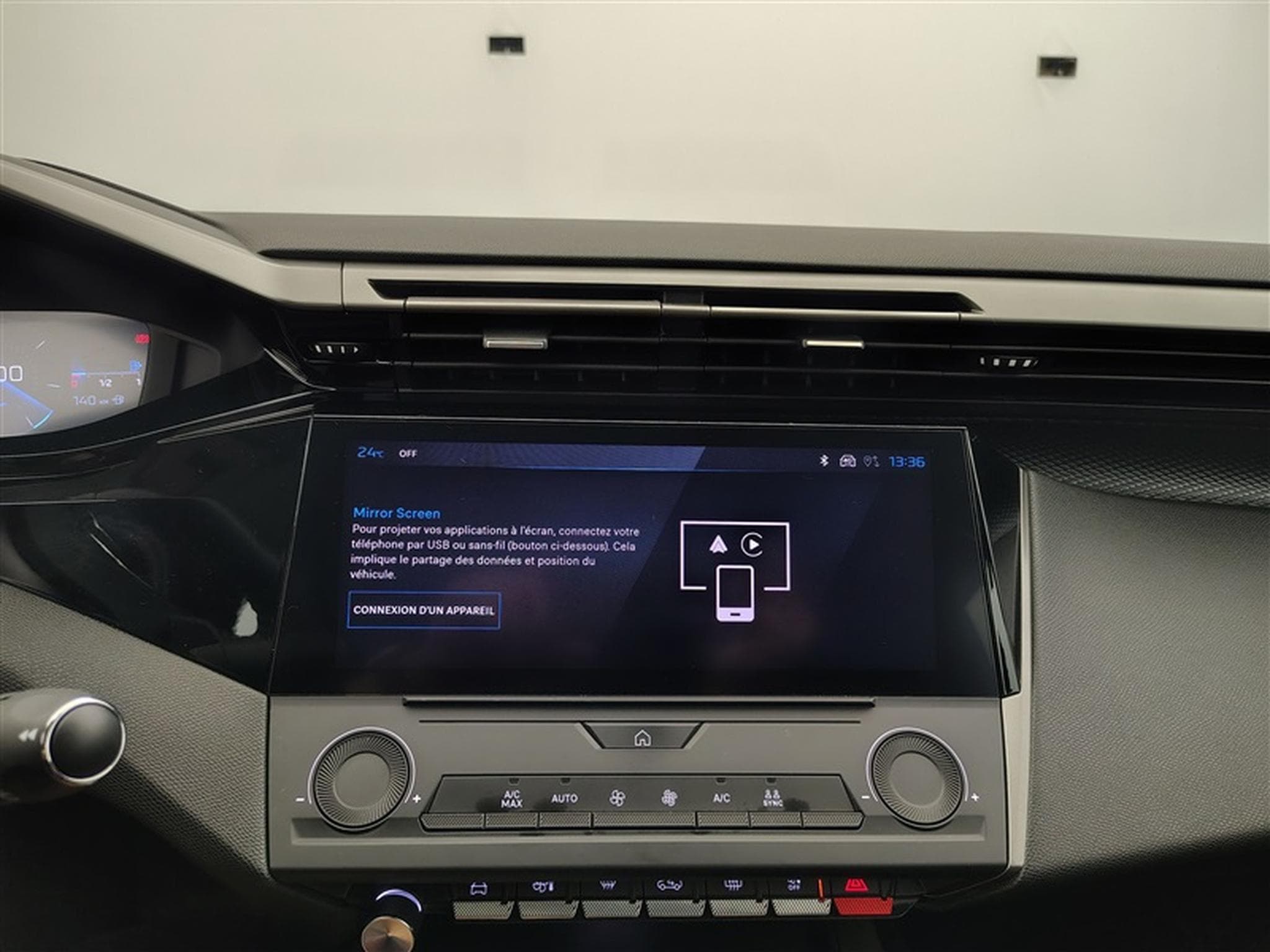 Peugeot 308 SW 1.2 PureTech AUTO Active Pack (2024) - Photo 20