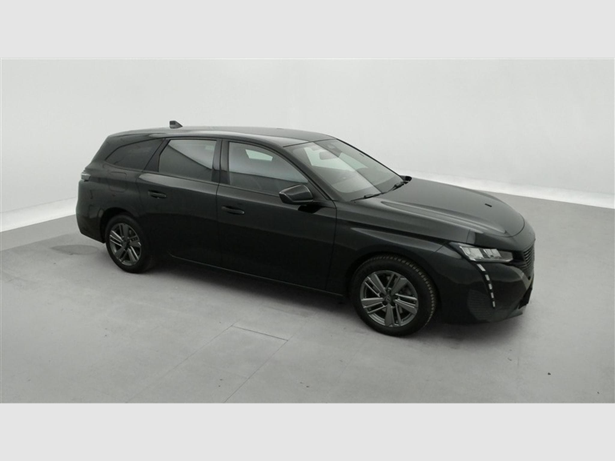 Peugeot 308 SW 1.2 PureTech AUTO Active Pack (2024) - Photo 23