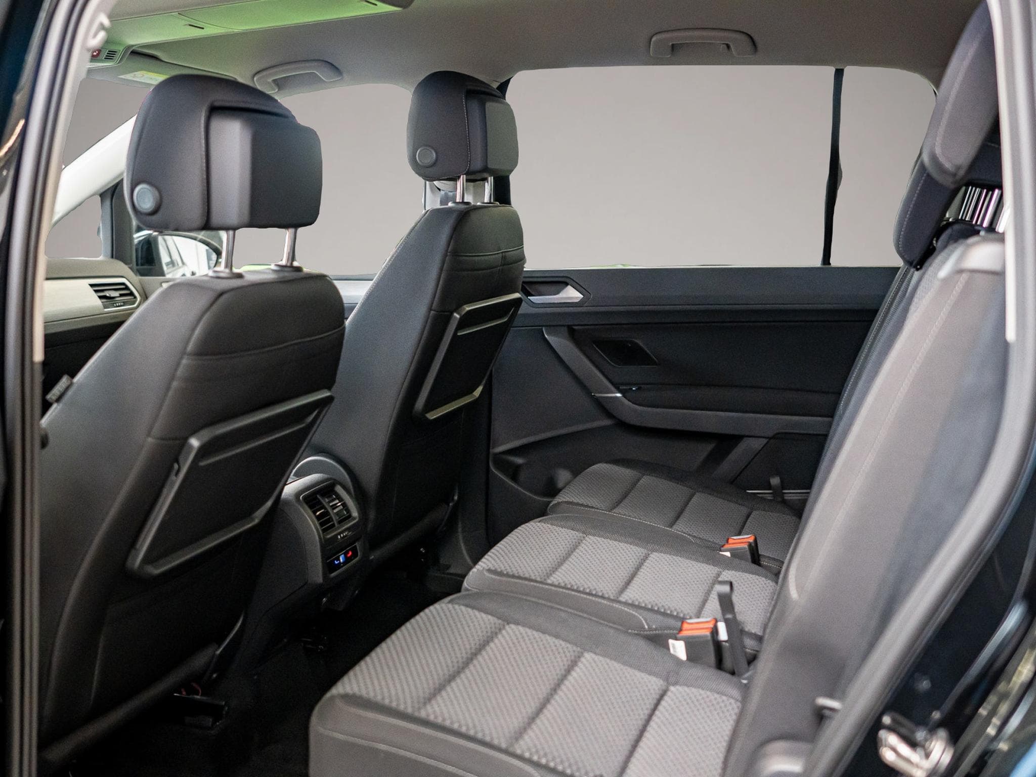 VW Touran (2026) - Foto 4