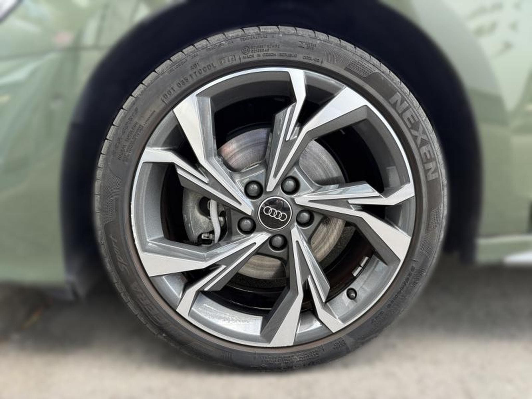 Audi A3 -36% 40 TFSI e 204ch PHEV S line S tronic 6 (2025) - Photo 9