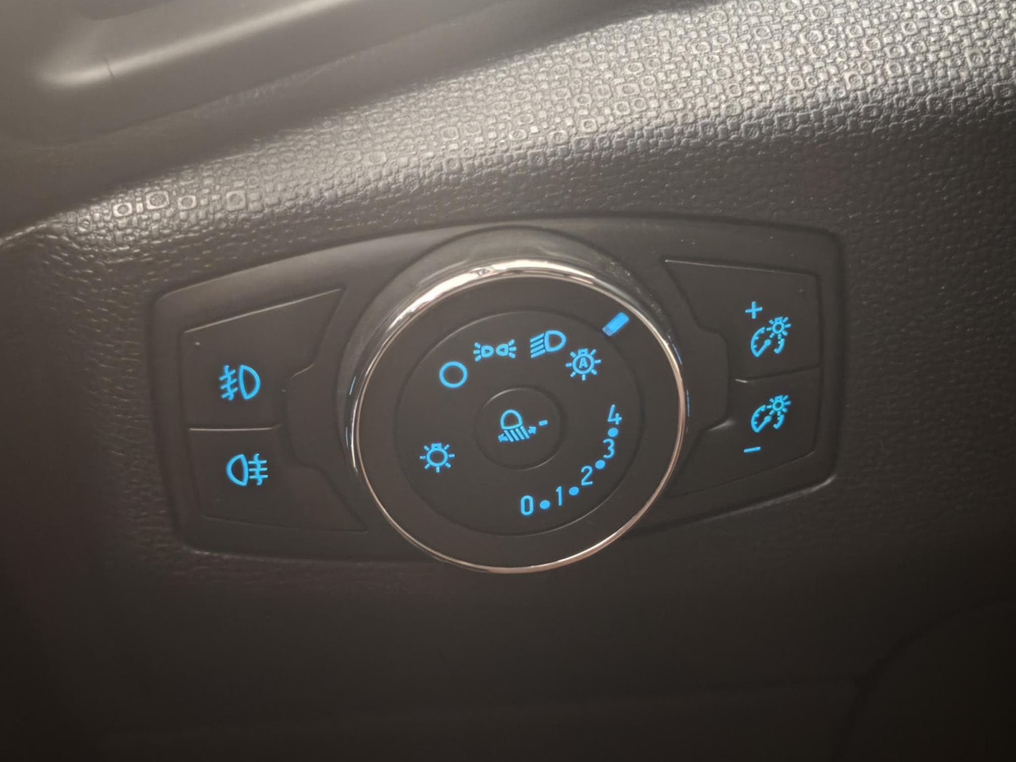 Ford EcoSport 1.0 ST-Line (2020) - Photo 23