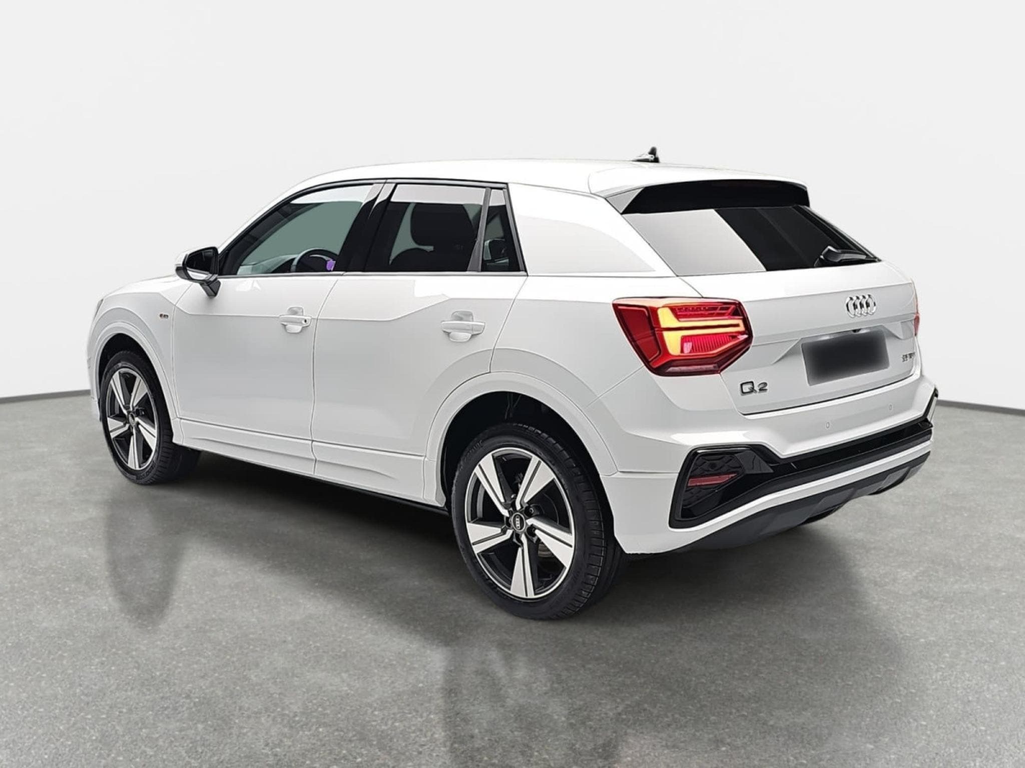 Audi Q2 35 TFSI S-Tronic 150  S-Line (2025) - Foto 5