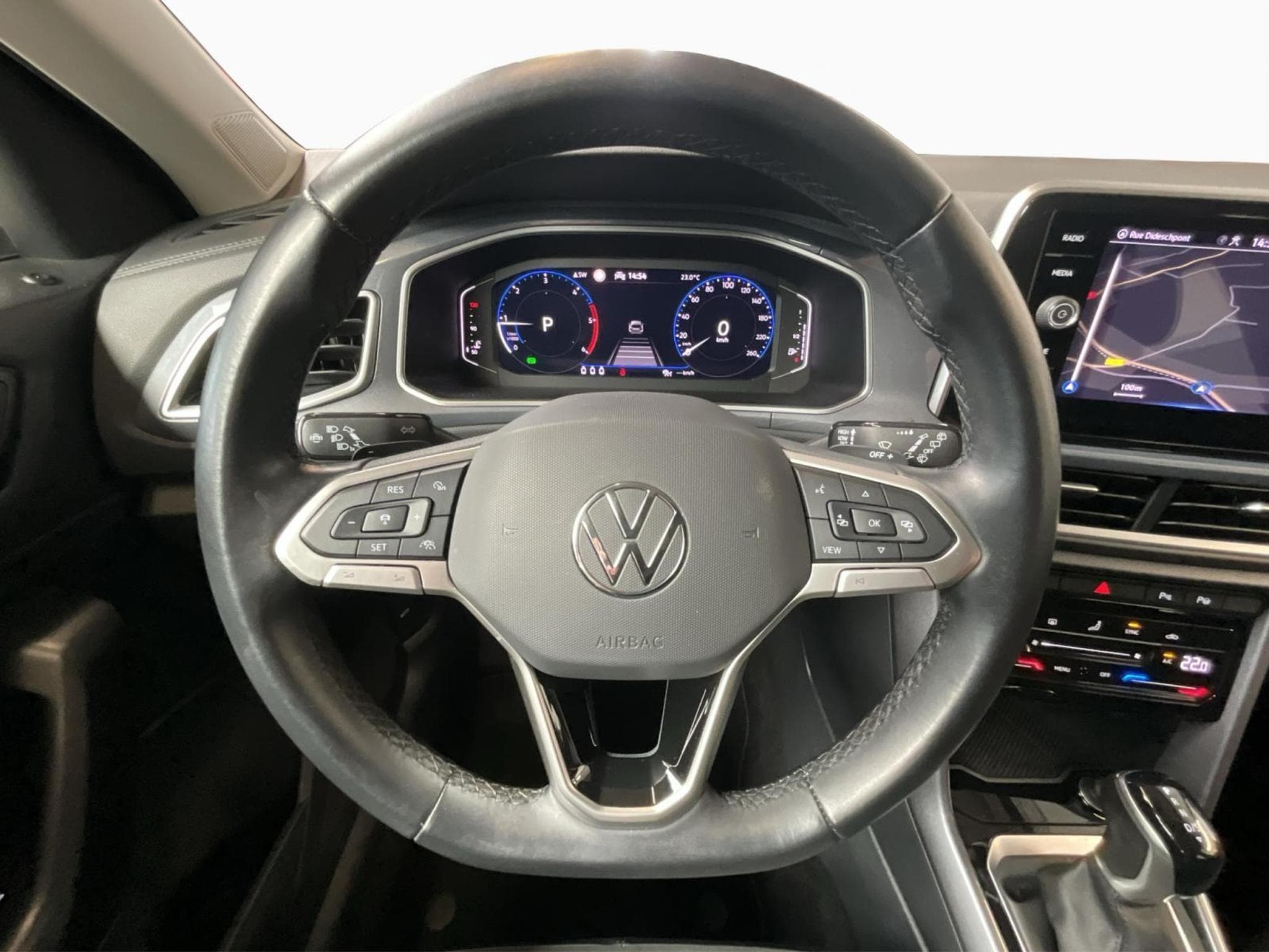 VW T-Roc Style+DSG+Matrix-LED+IQ-Drive+AHK (2022) - Photo 10
