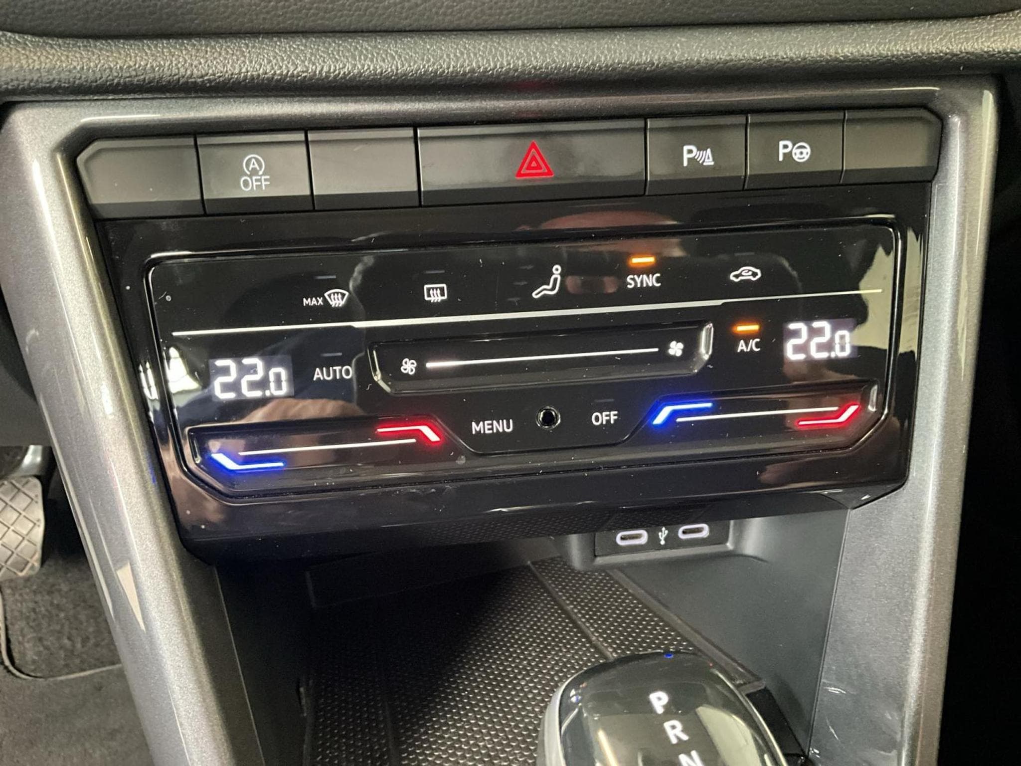 VW T-Roc Style+DSG+Matrix-LED+IQ-Drive+AHK (2022) - Photo 19