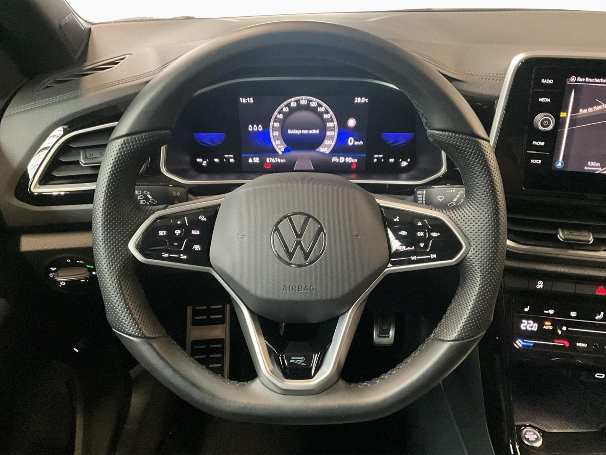 VW T-Roc R-Line+DSG+P.Travel+IQ-Drive+LED+AHK (2022) - Foto 10