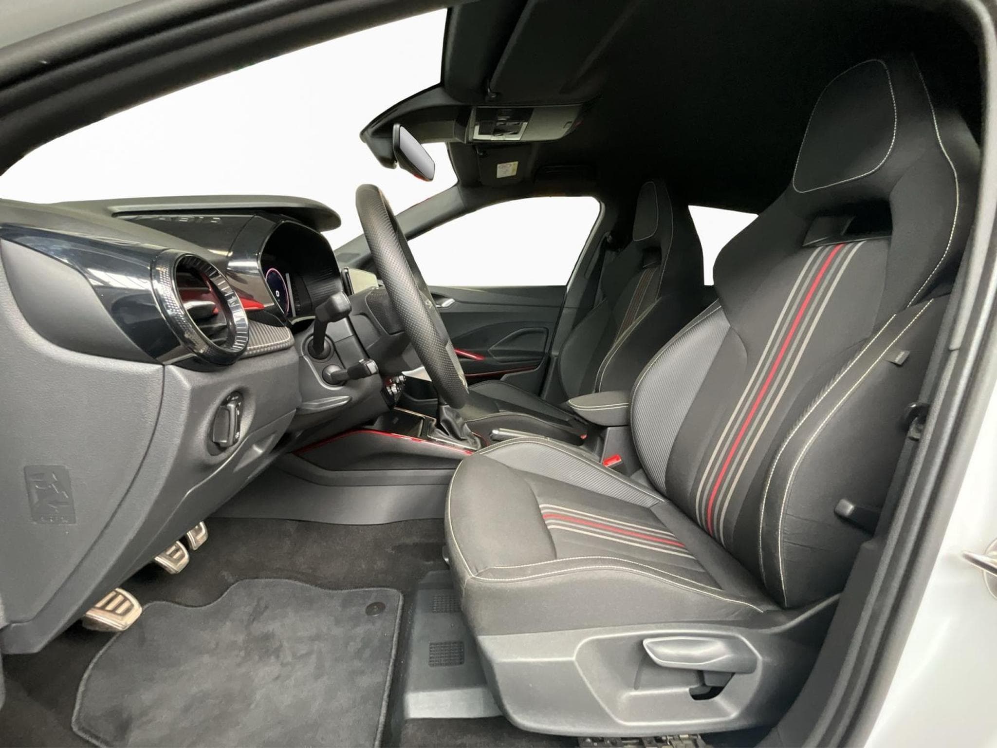 Skoda Fabia Monte-Carlo+BVM+LED+Navi+digi (2025) - Photo 9
