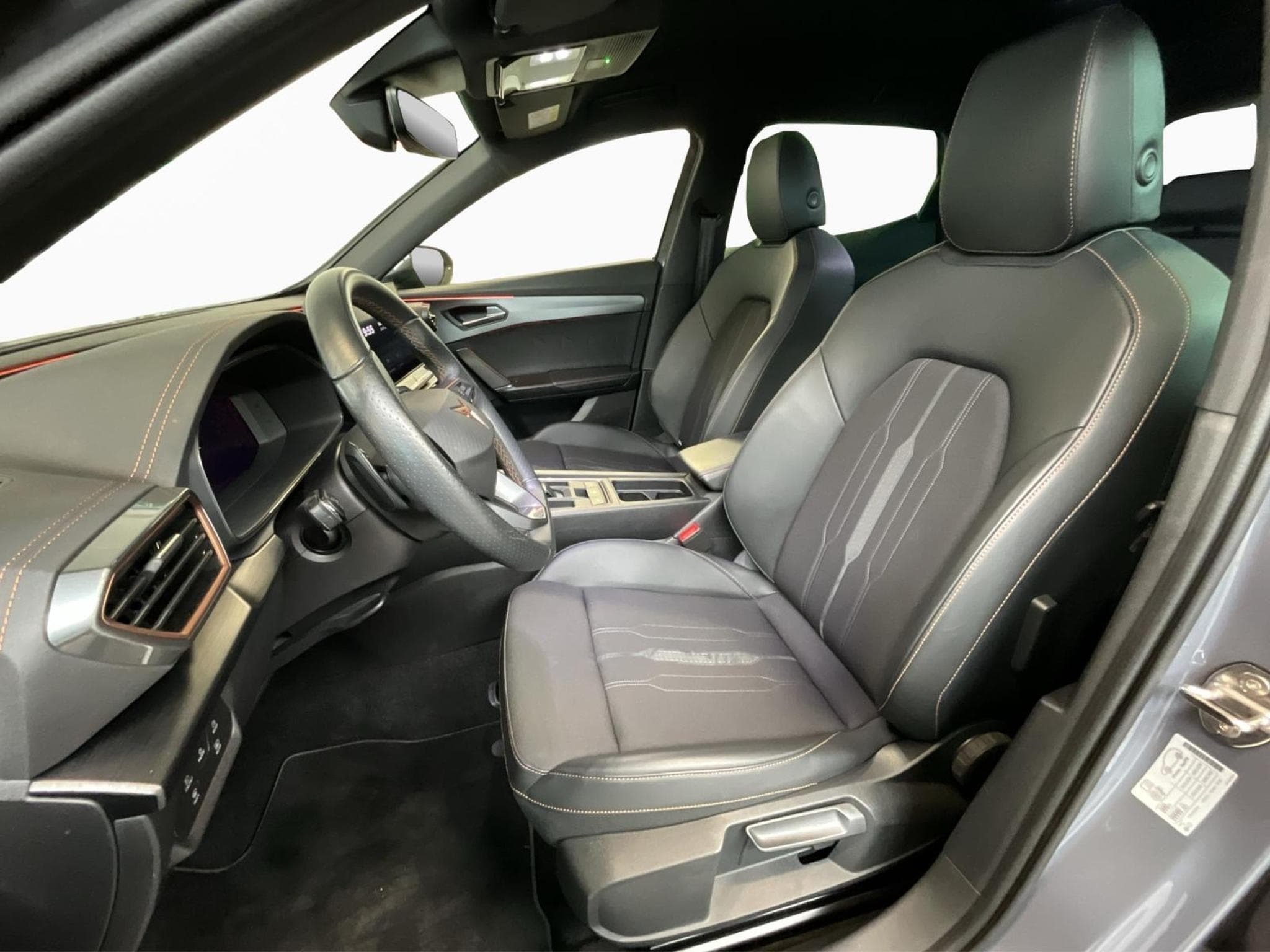 Cupra Formentor Anniversaire-Edition+DSG+4Drive+Led+Navi+LM19+ (2022) - Foto 9