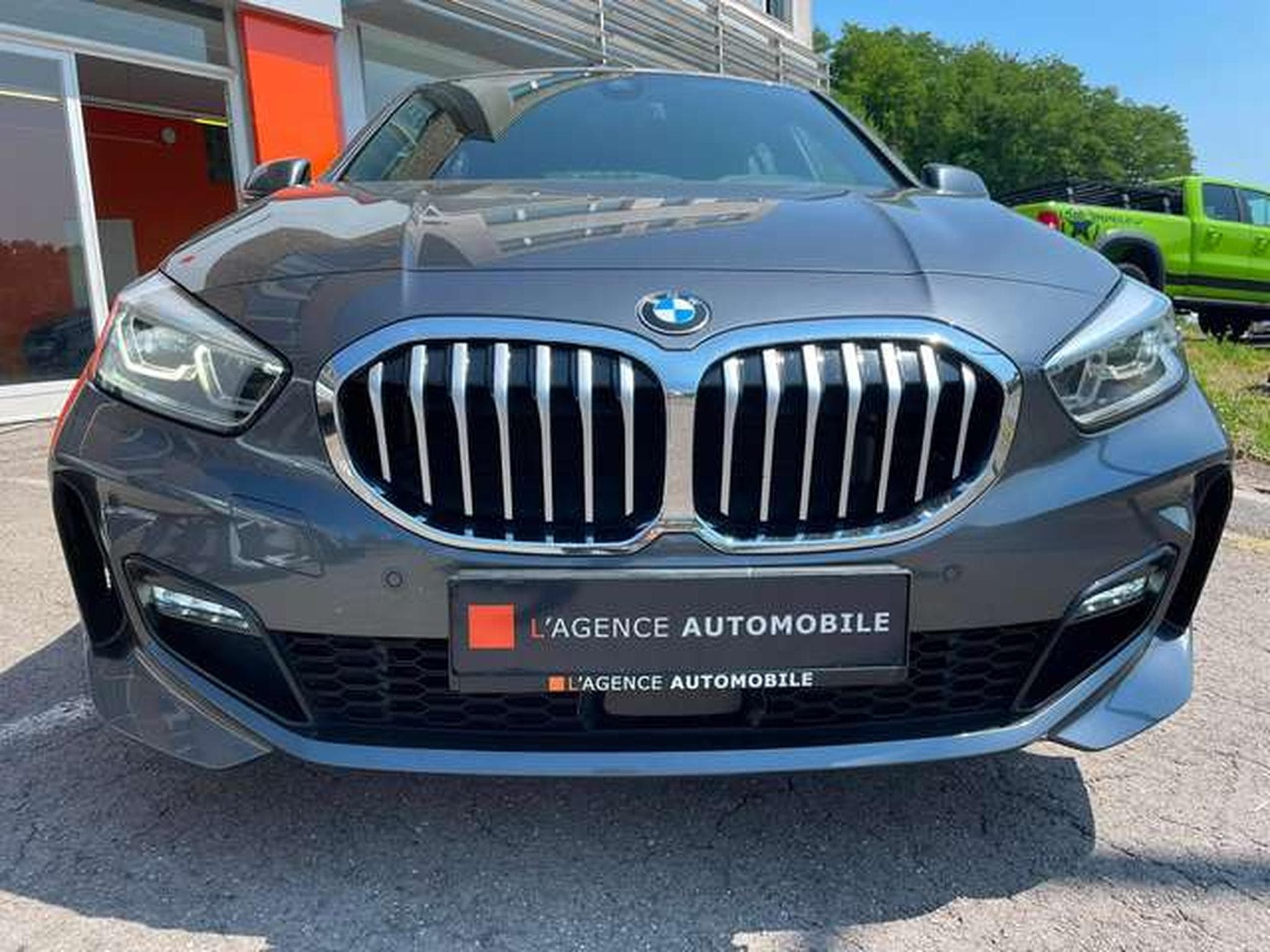 BMW 118 118i Aut. Pack M - GARANTIE JUSQU'A 36 MOIS (2021) - Photo 3