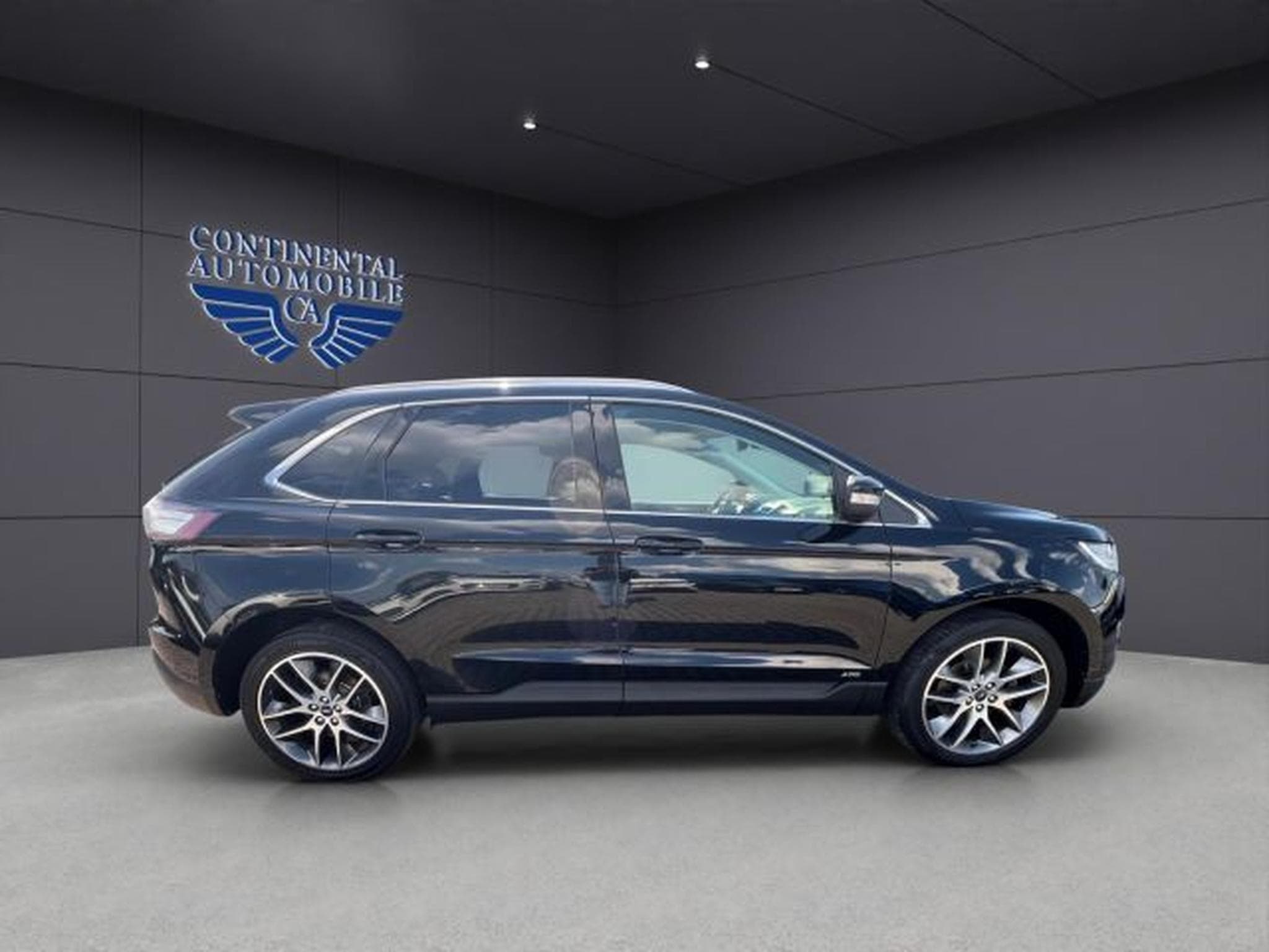 Ford Edge Edge Titanium 4x4 NAVI,KLIMA,PDC,TEMPOMAT,SHZ,BT (2017) - Photo 3
