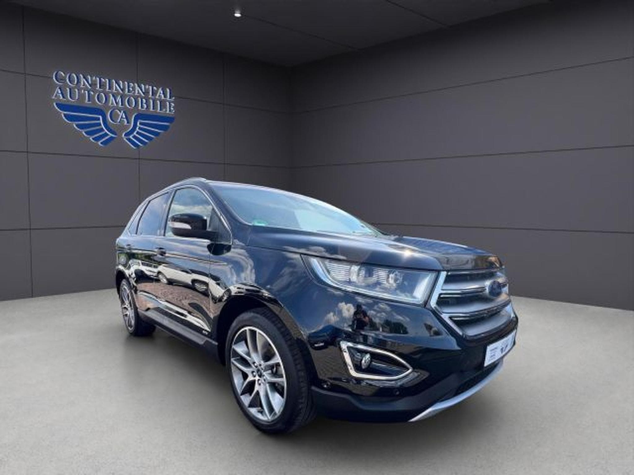 Ford Edge Edge Titanium 4x4 NAVI,KLIMA,PDC,TEMPOMAT,SHZ,BT (2017) - Photo 4
