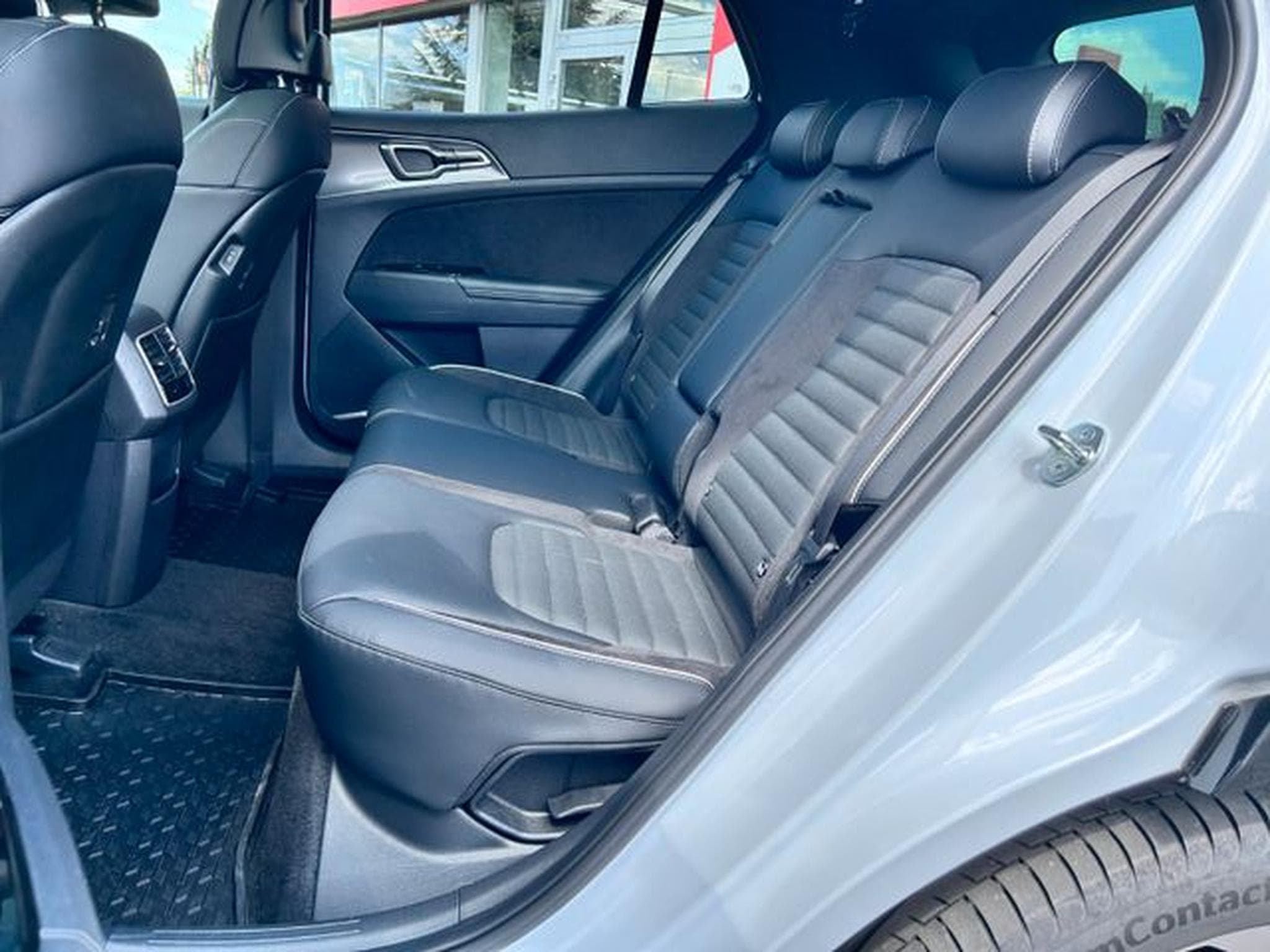 Kia Sportage Sportage 1,6T 48V GT-Line AWD GD Sound DriveWise (2023) - Photo 11