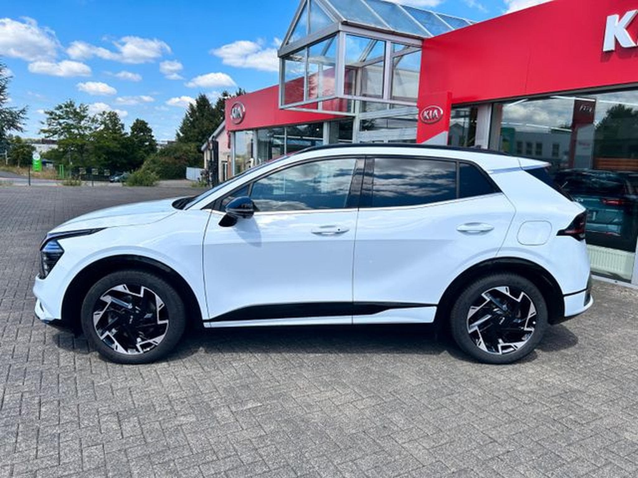 Kia Sportage Sportage 1,6T 48V GT-Line AWD GD Sound DriveWise (2023) - Photo 4