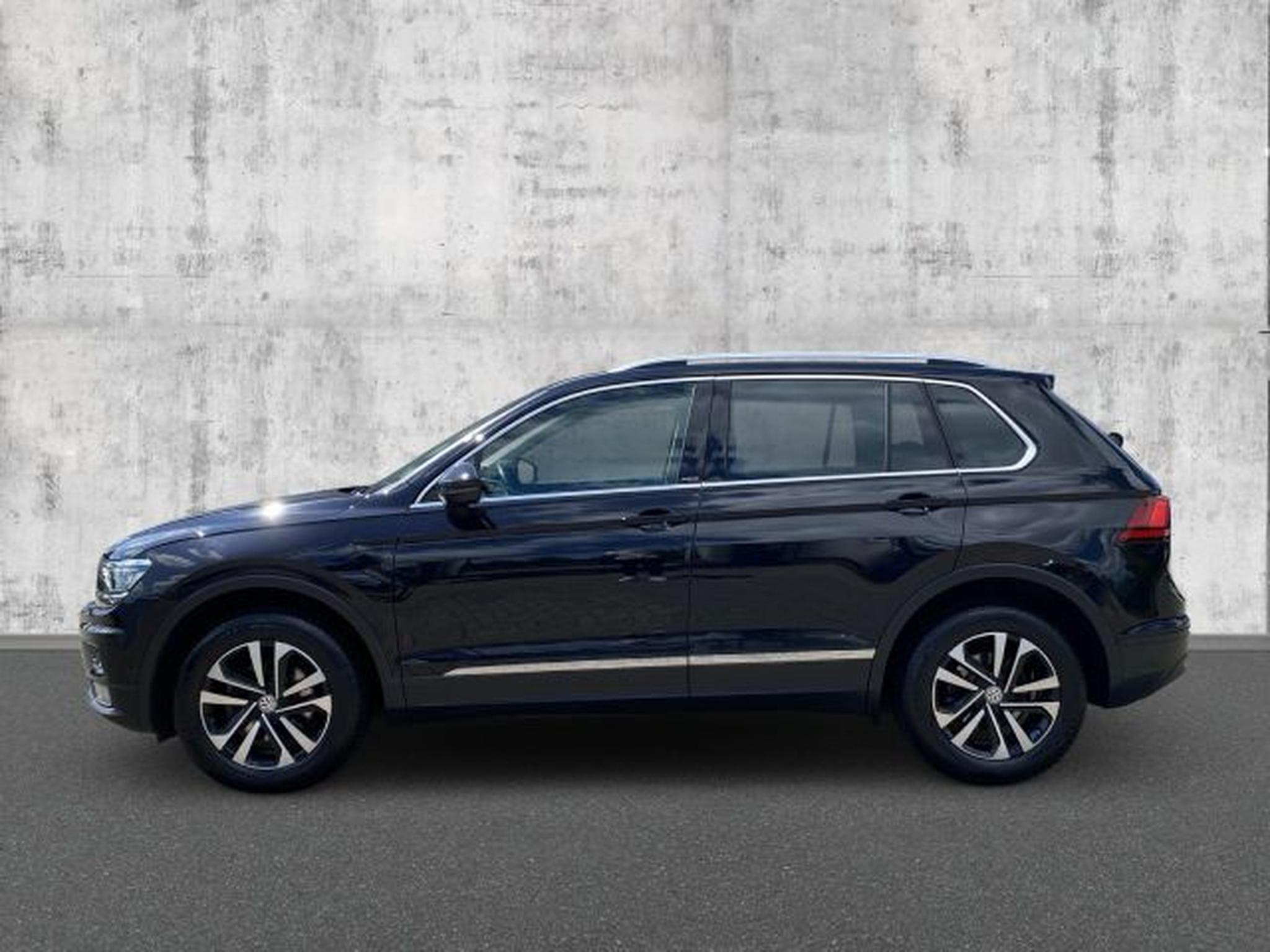 VW Tiguan Tiguan 2.0 TDI DSG 4Motion IQ.DRIVE STANHZG AHK (2019) - Photo 2