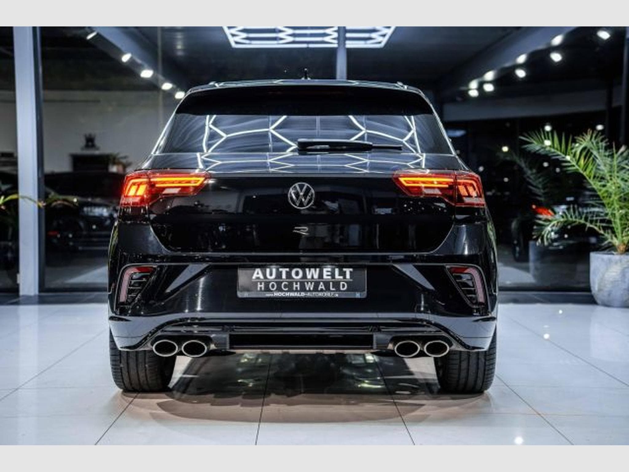 VW T-Roc T-Roc R 2.0 TSI DSG 4Motion LED RFK CarPlay Spur (2022) - Photo 12