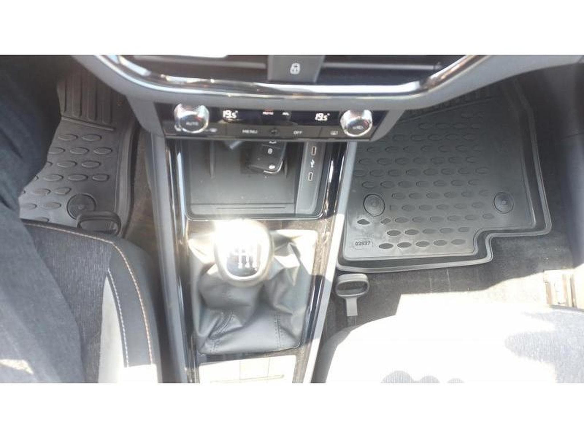 Skoda Kamiq Style (2023) - Photo 13