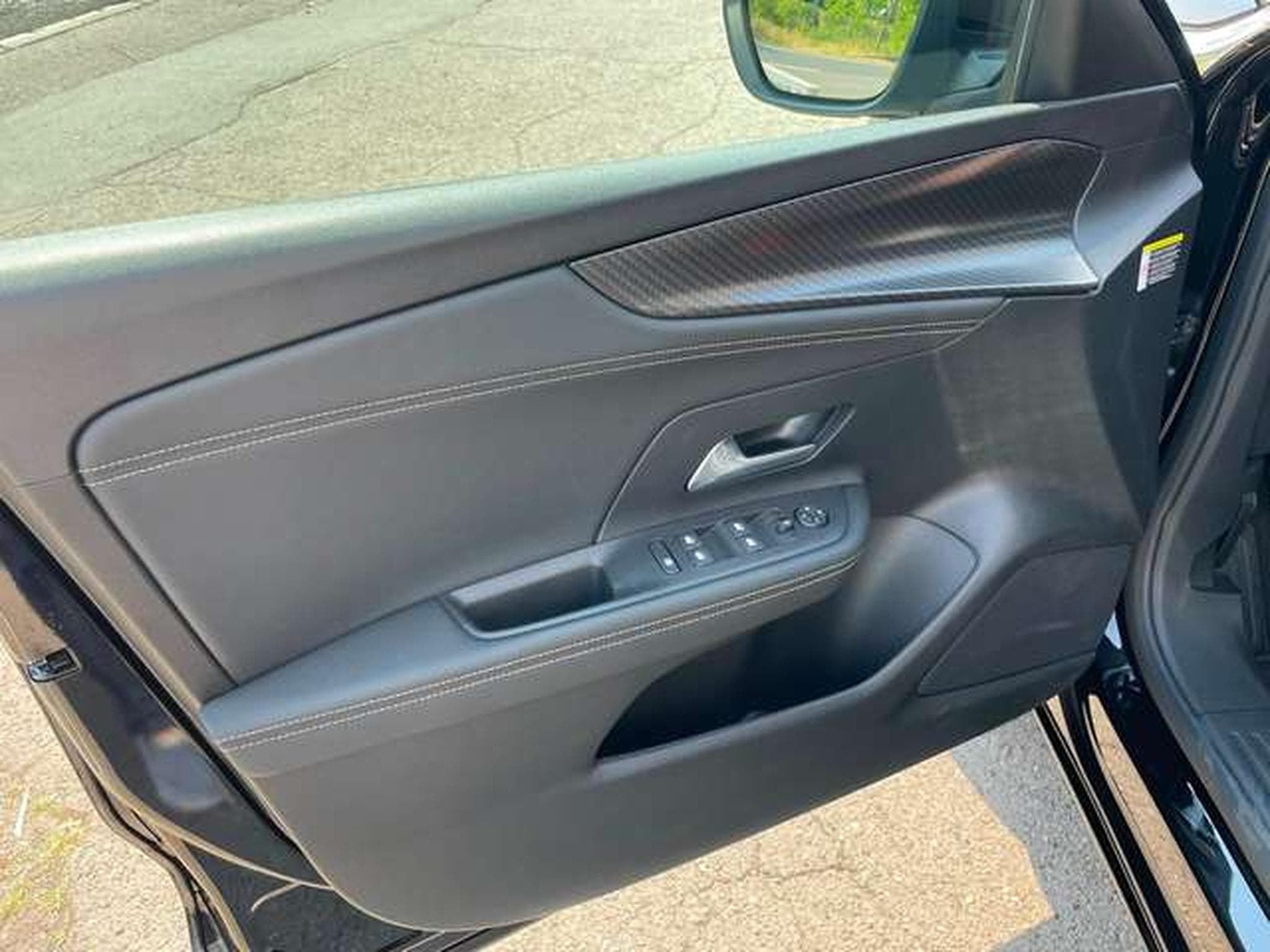 Opel Mokka Mokka-e Ultimate - GARANTIE JUSQU'A 36 MOIS (2025) - Photo 8