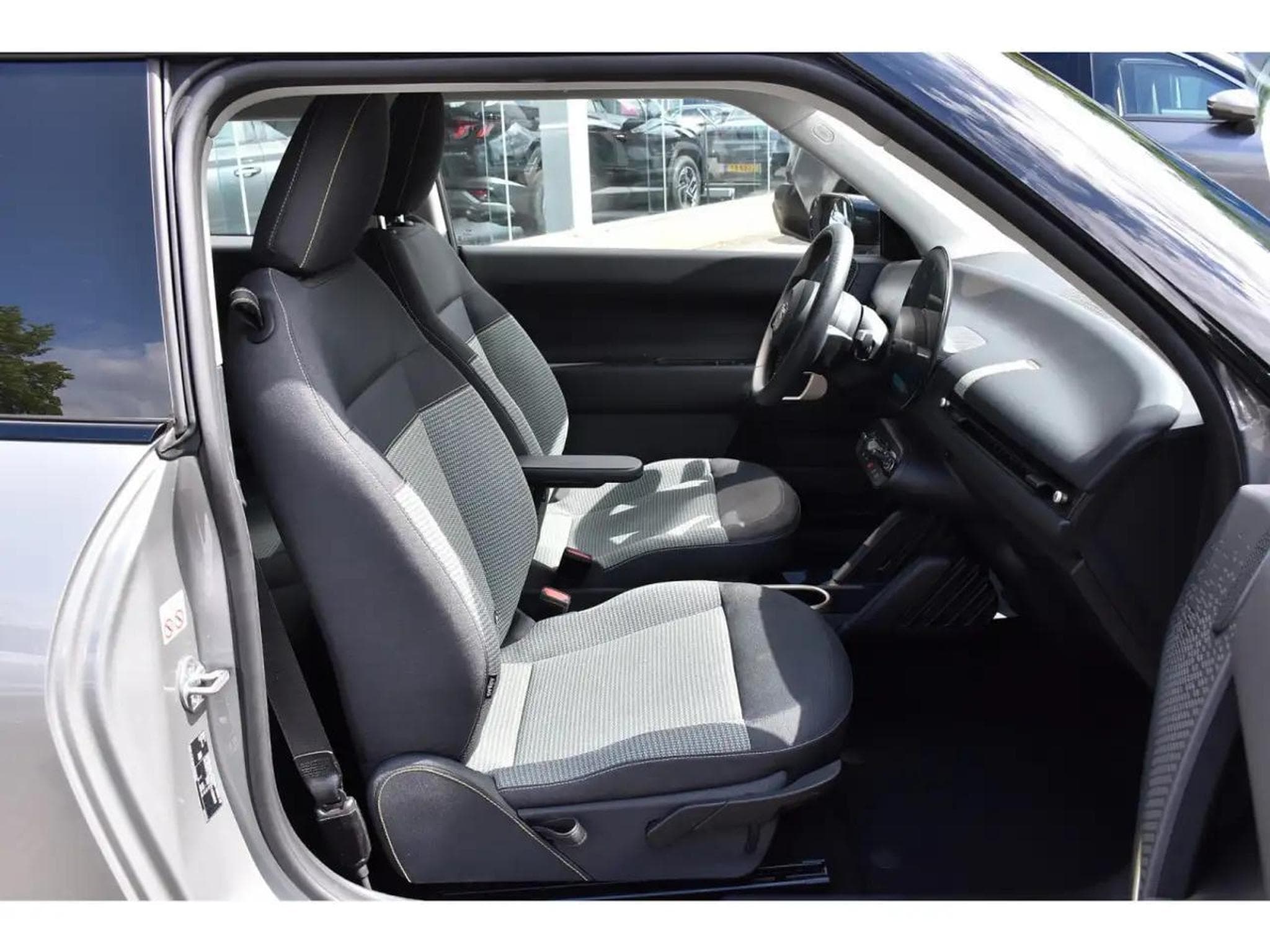 Mini Cooper (2024) - Photo 7
