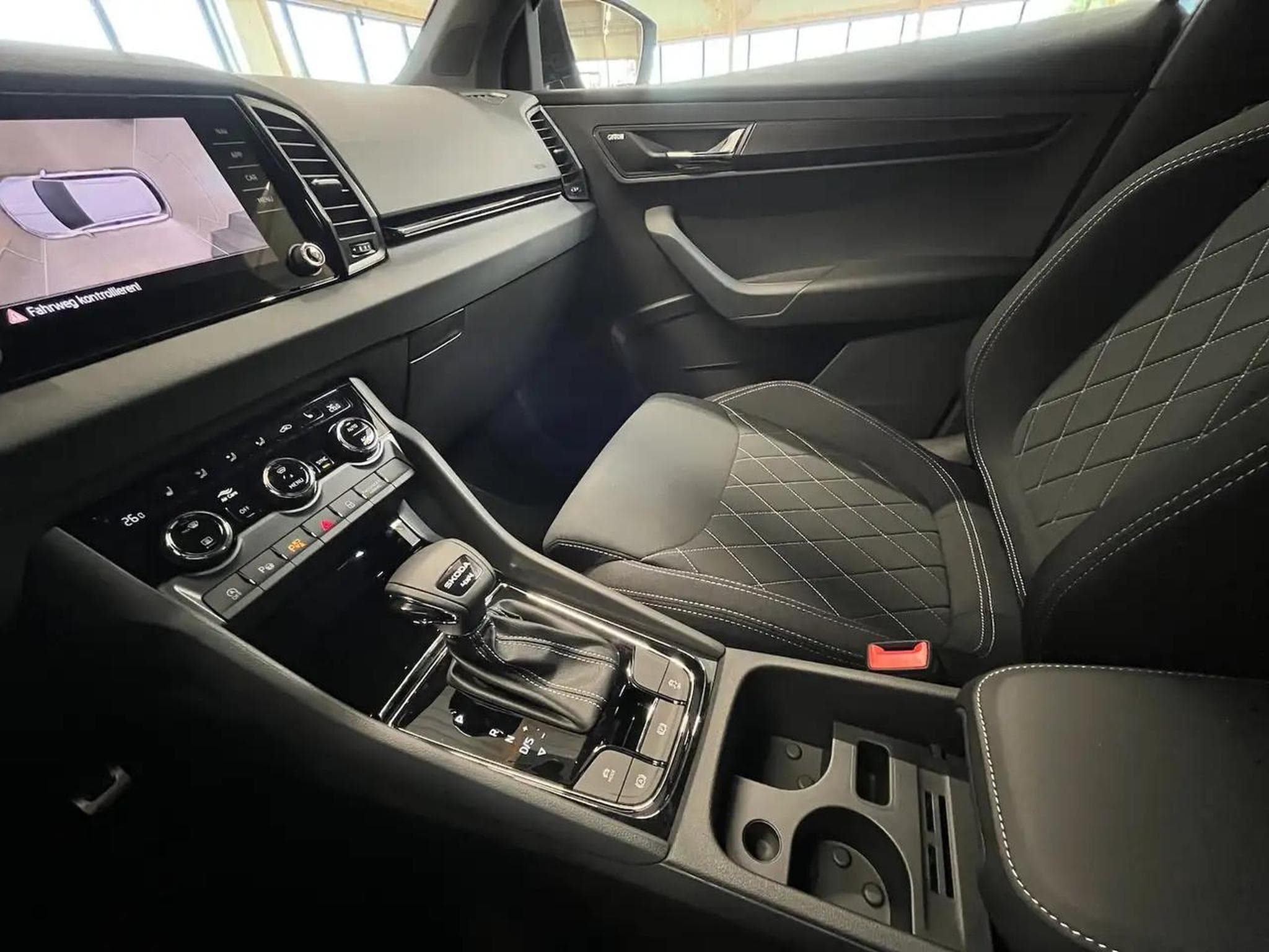 Skoda Karoq (2026) - Foto 19