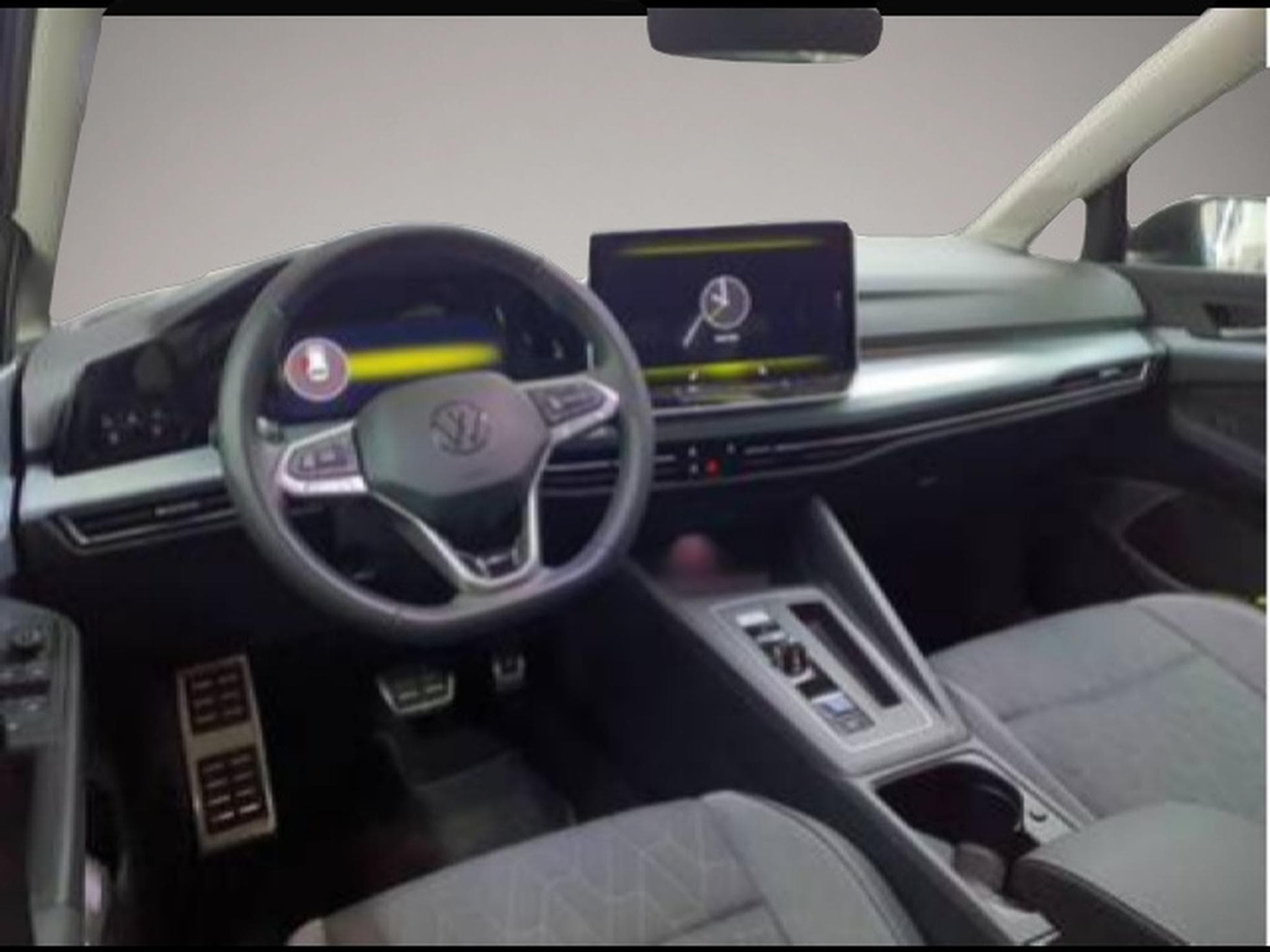 VW Golf (2025) - Foto 1
