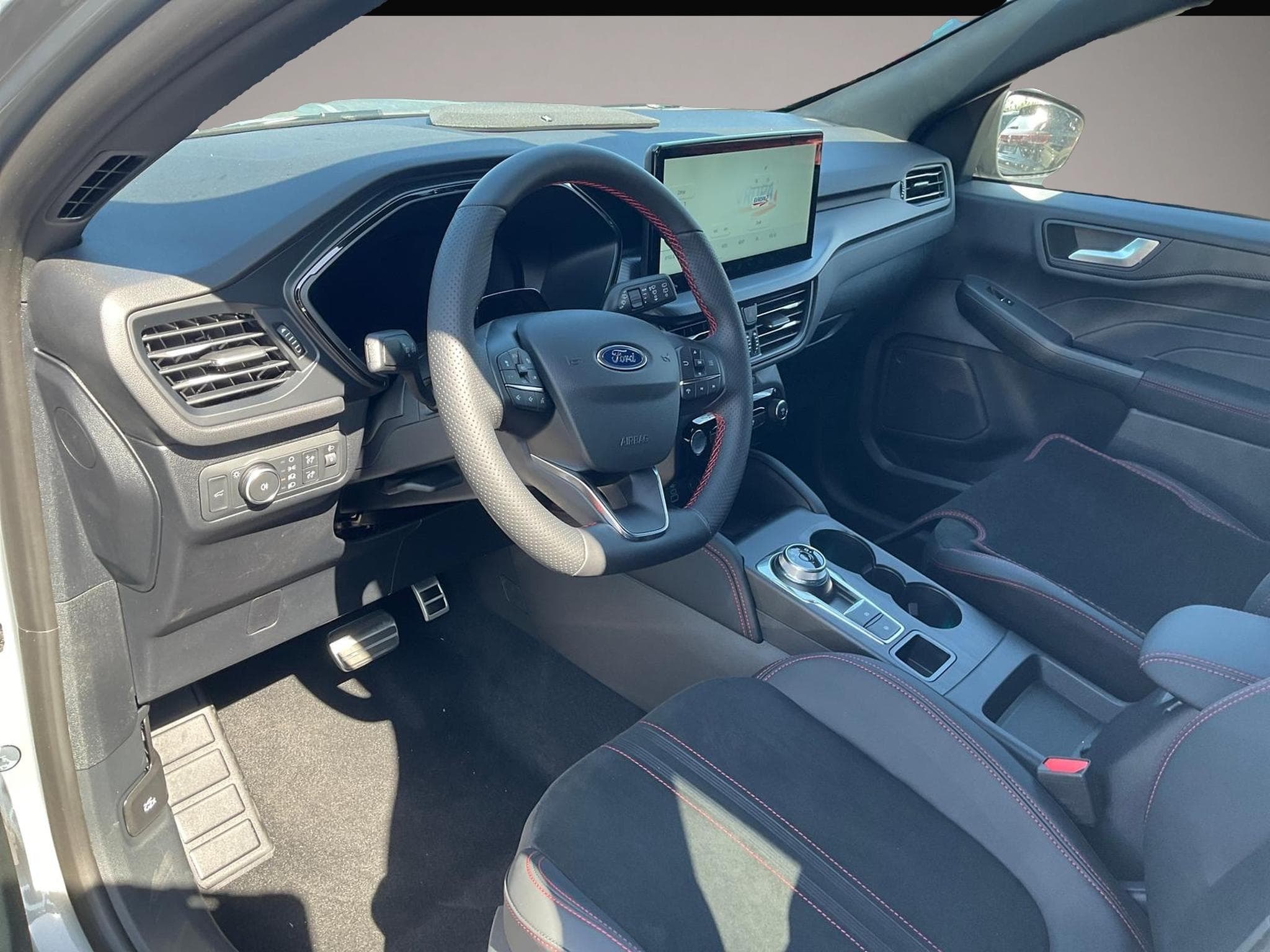 Ford Kuga (2026) - Foto 2