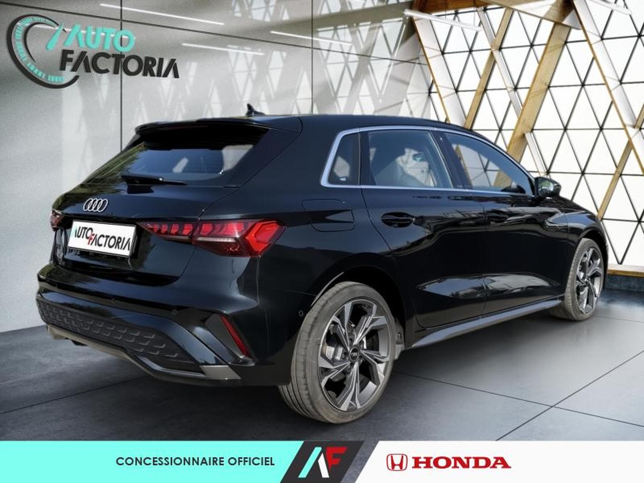 Audi A3 -32% 40 TFSI e 204ch S line S tronic 6 (2025) - Photo 5