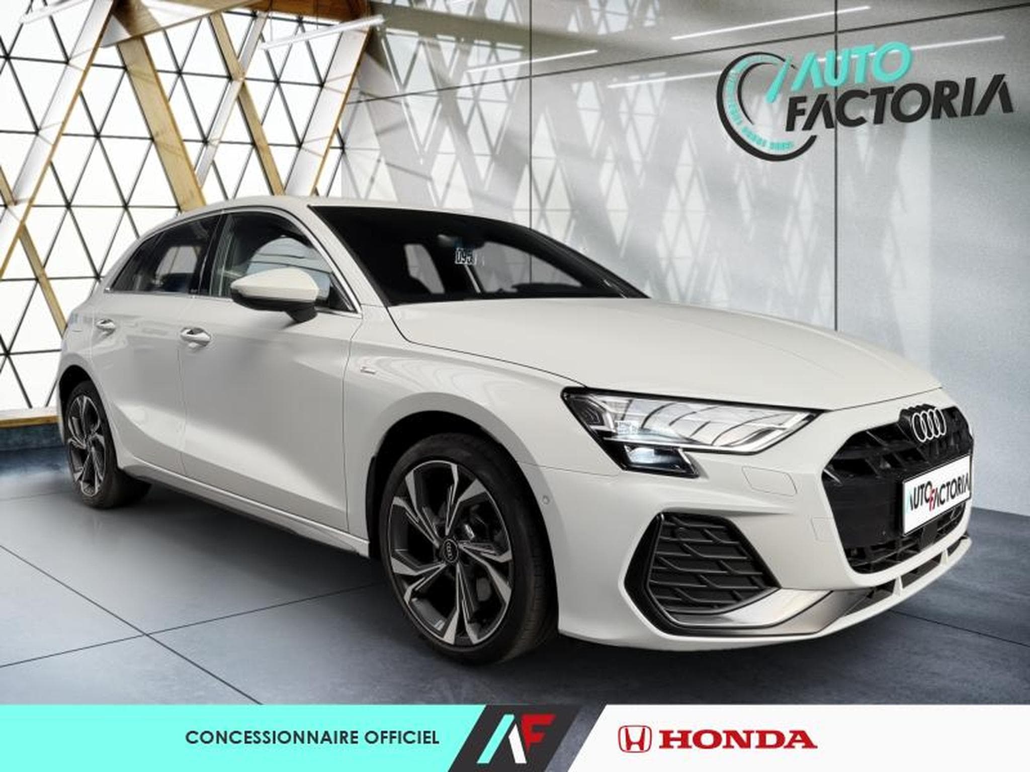 Audi A3 -37% 40 TFSI e 204ch PHEV S line S tronic 6 (2025) - Photo 7