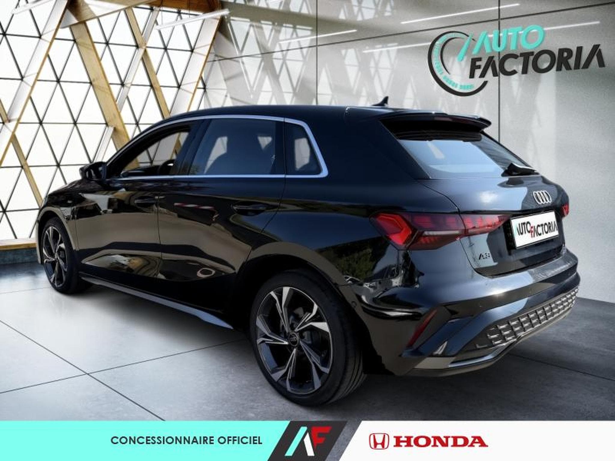 Audi A3 -37% 40 TFSI e 204ch PHEV S line S tronic 6 (2025) - Photo 3