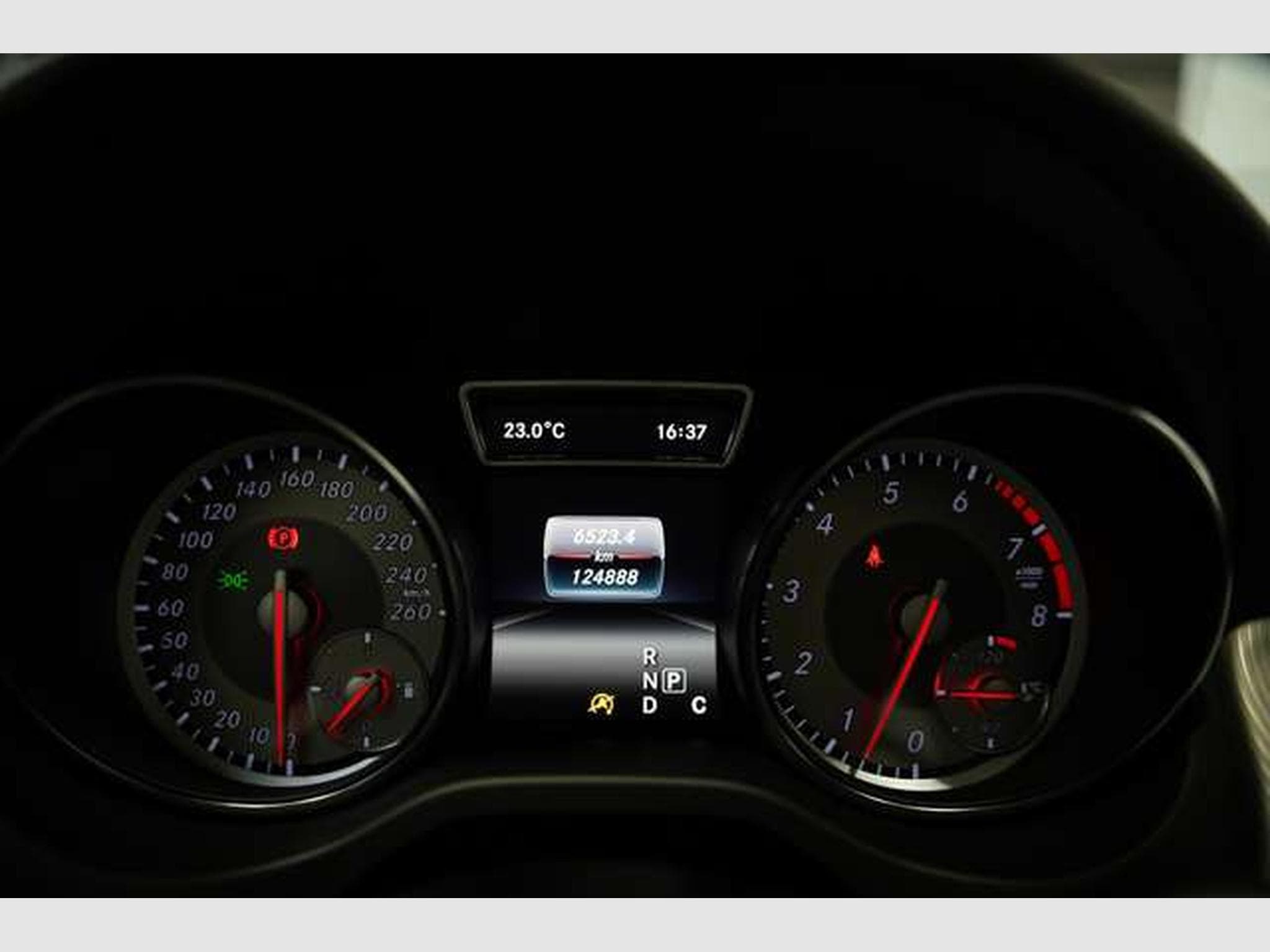 Mercedes CLA 180 Urban *18 *Pano *Navi (2016) - Photo 7