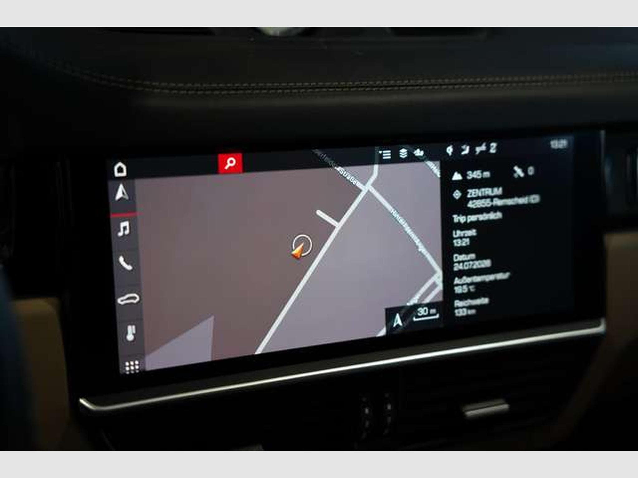 Porsche Cayenne Turbo *23*Chrono*Pano*HUD*Matrix*Memory (2019) - Photo 37
