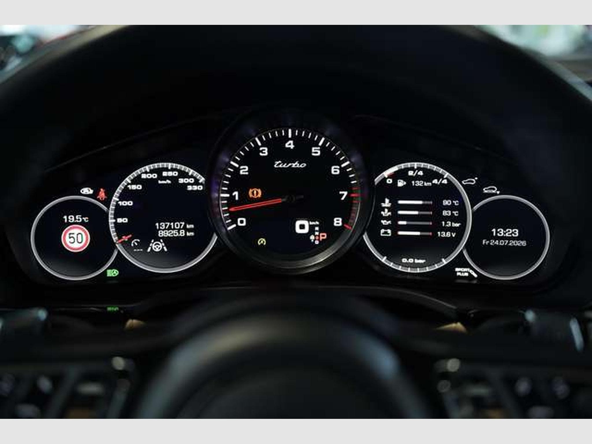 Porsche Cayenne Turbo *23*Chrono*Pano*HUD*Matrix*Memory (2019) - Photo 42