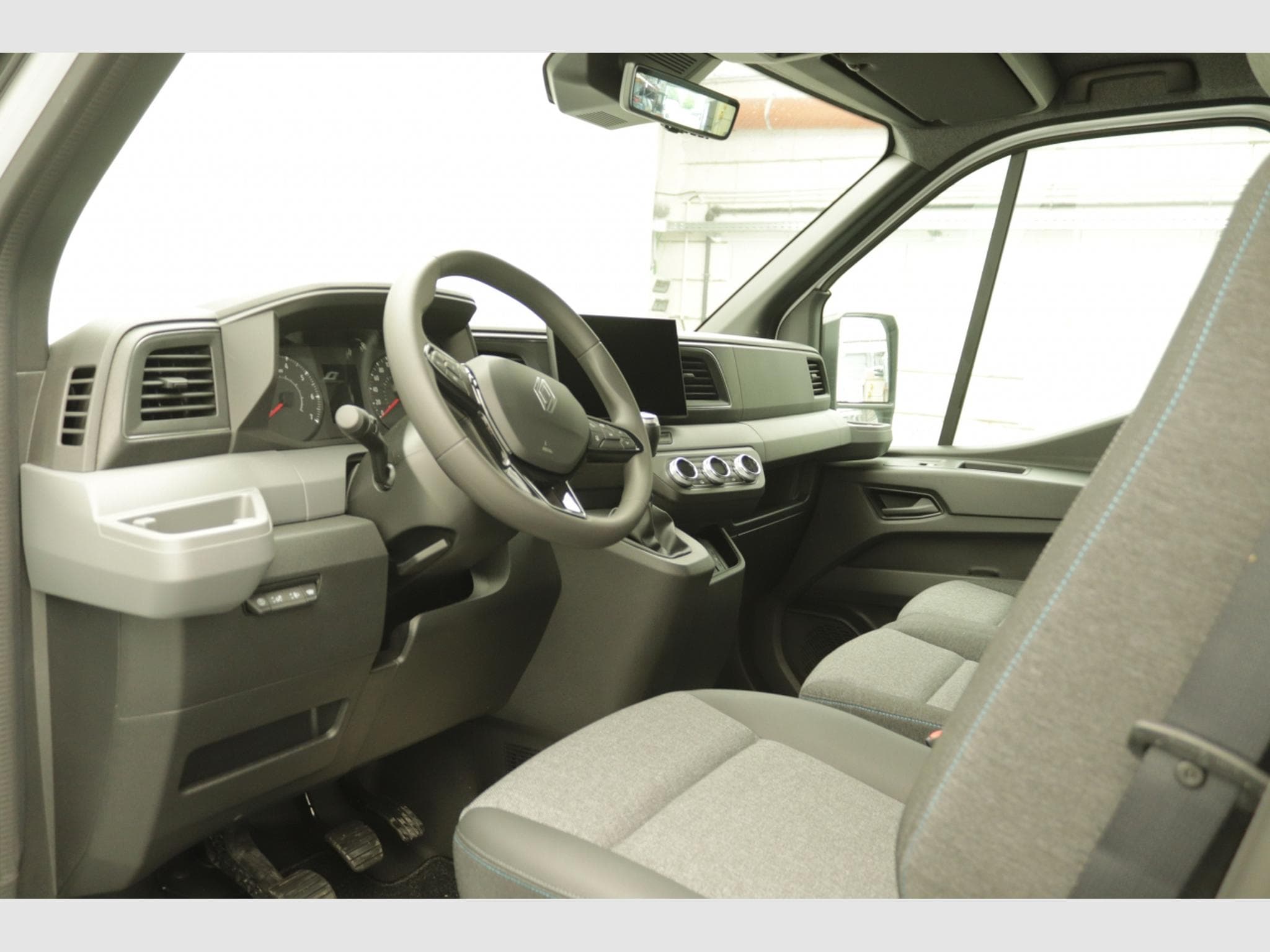Renault Master extra L2H2 3,5t Blue dCi 130 (2025) - Photo 10