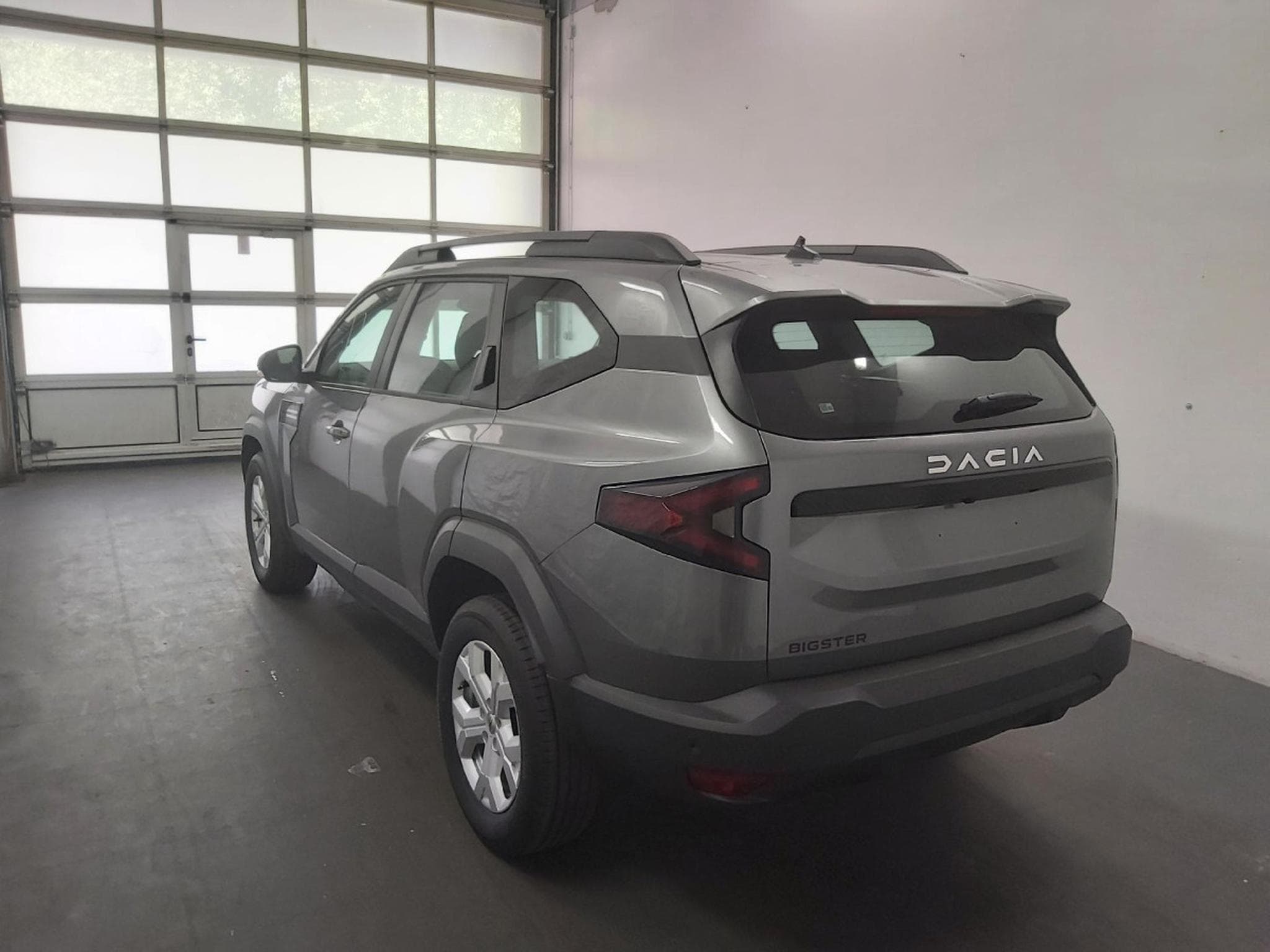 Dacia Bigster 1.2 Mild Hybrid 140 Essential (2026) - Photo 4