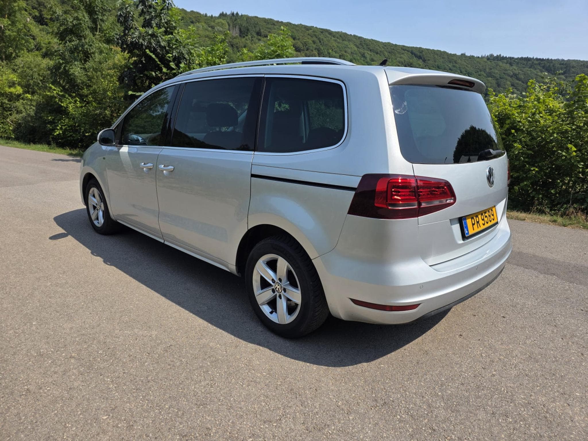 VW Sharan 2.0 TDI Aut. (2018) - Photo 4