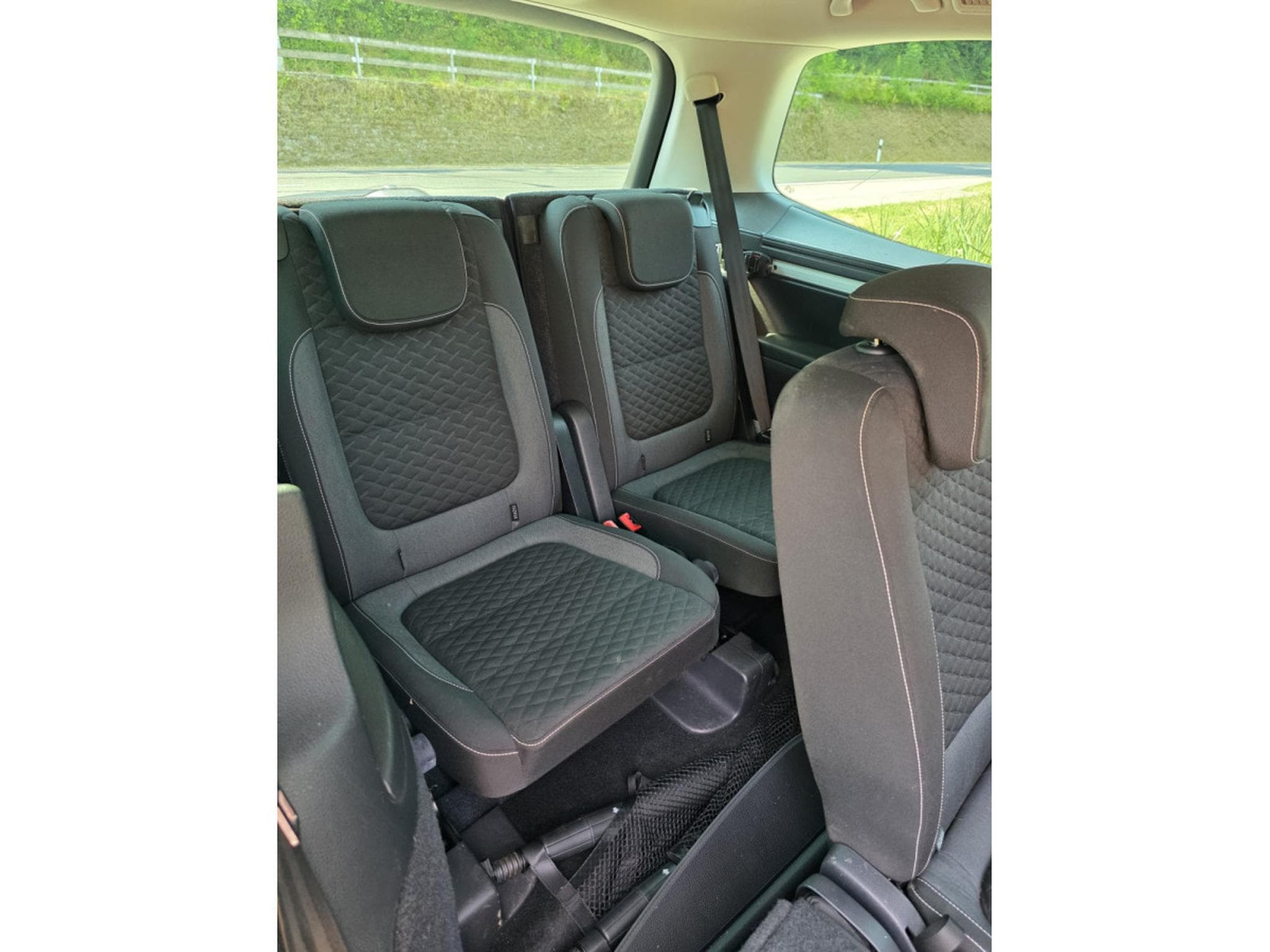 VW Sharan 2.0 TDI Aut. (2018) - Photo 9
