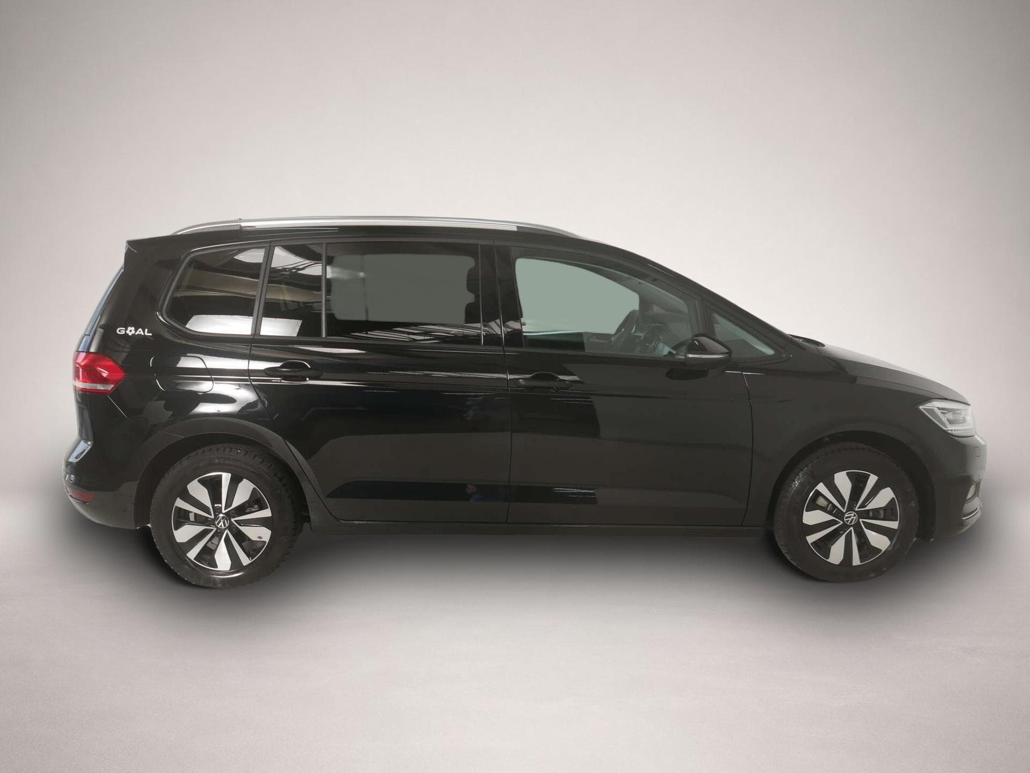 VW Touran (2025) - Foto 2