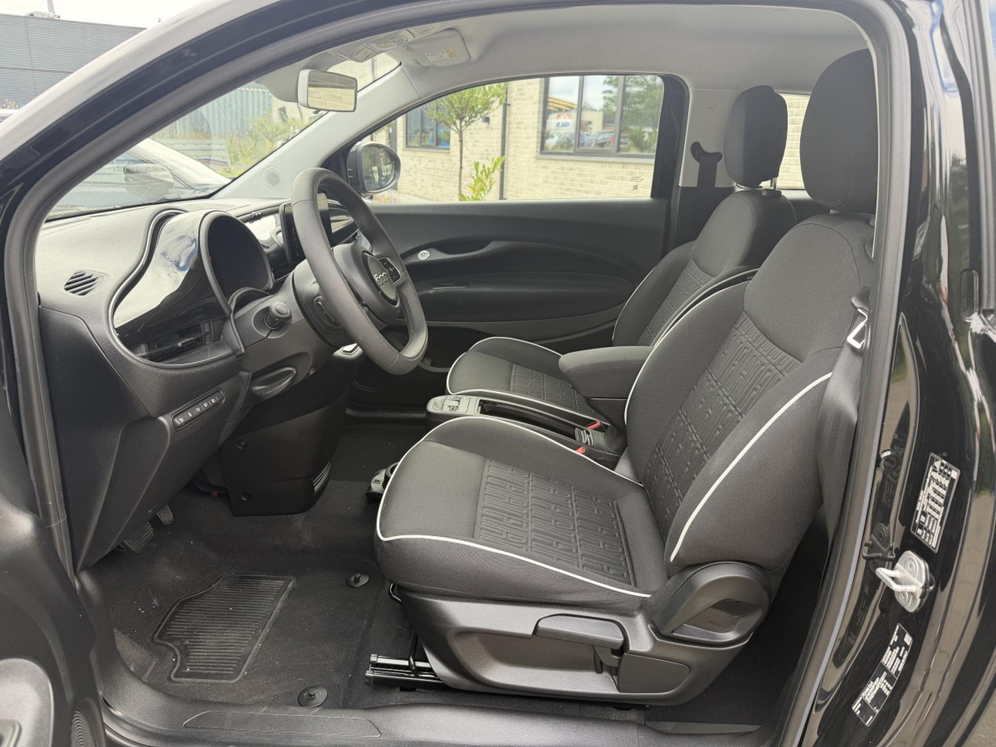 Fiat 500 42 kWh (2023) - Foto 5