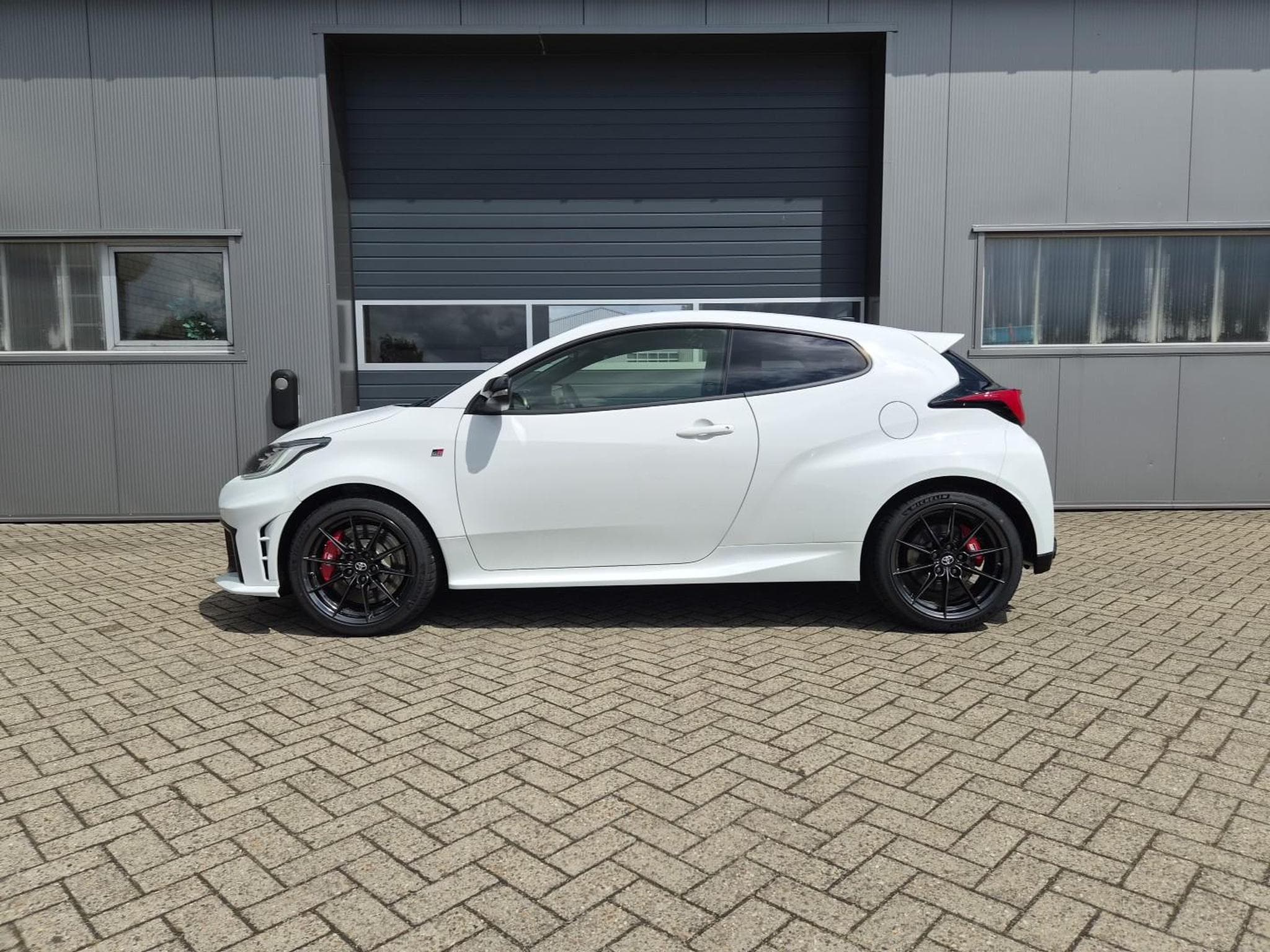 Toyota Yaris High Performance (2026) - Foto 2
