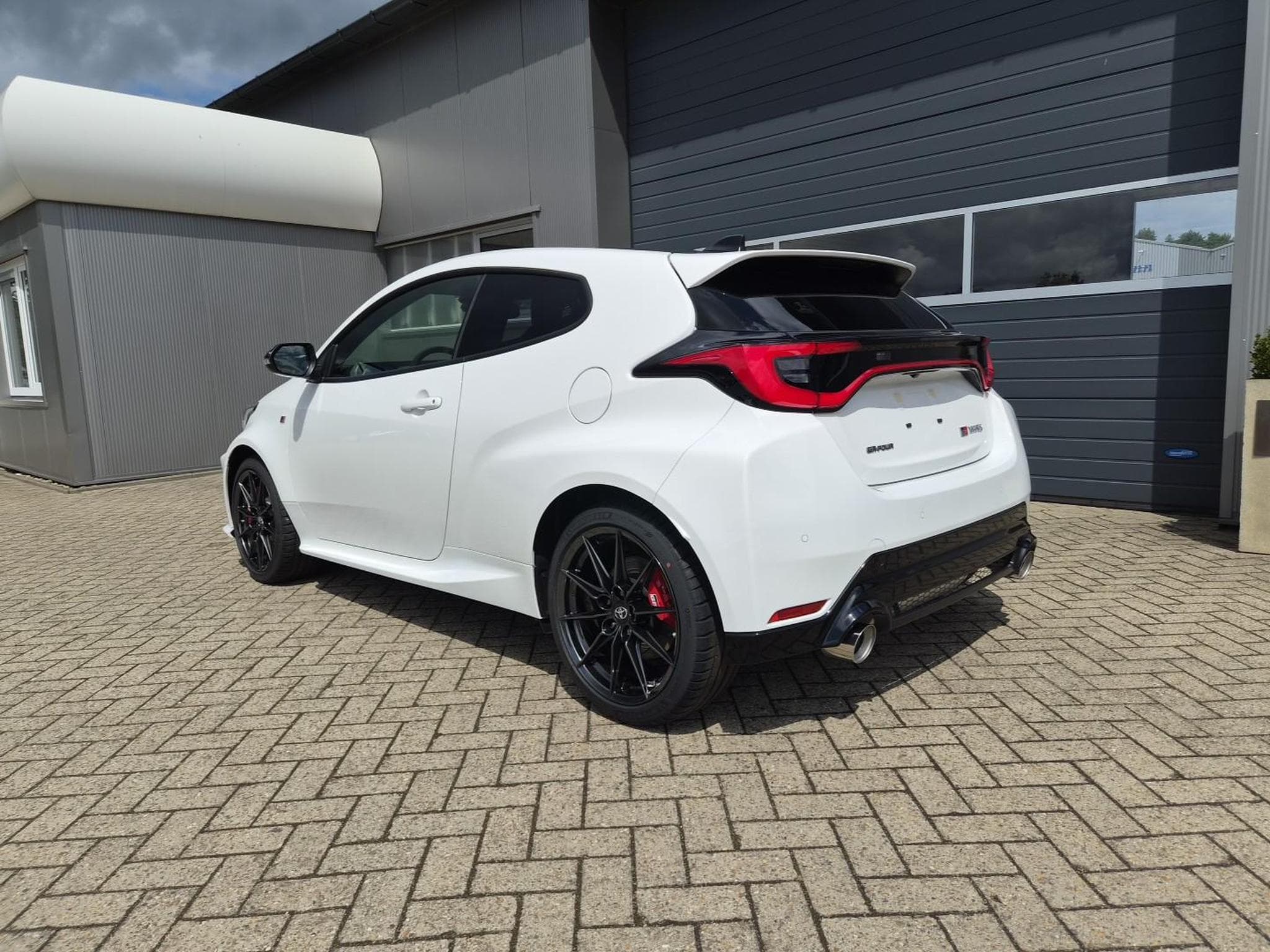 Toyota Yaris High Performance (2026) - Foto 3