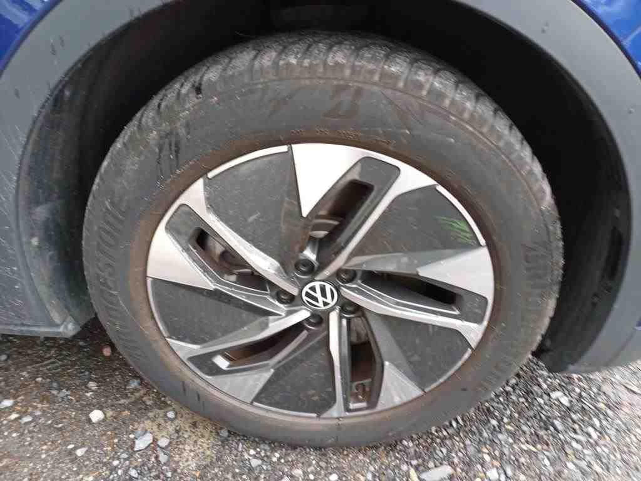 VW ID.4 Pro Performance (2023) - Foto 9