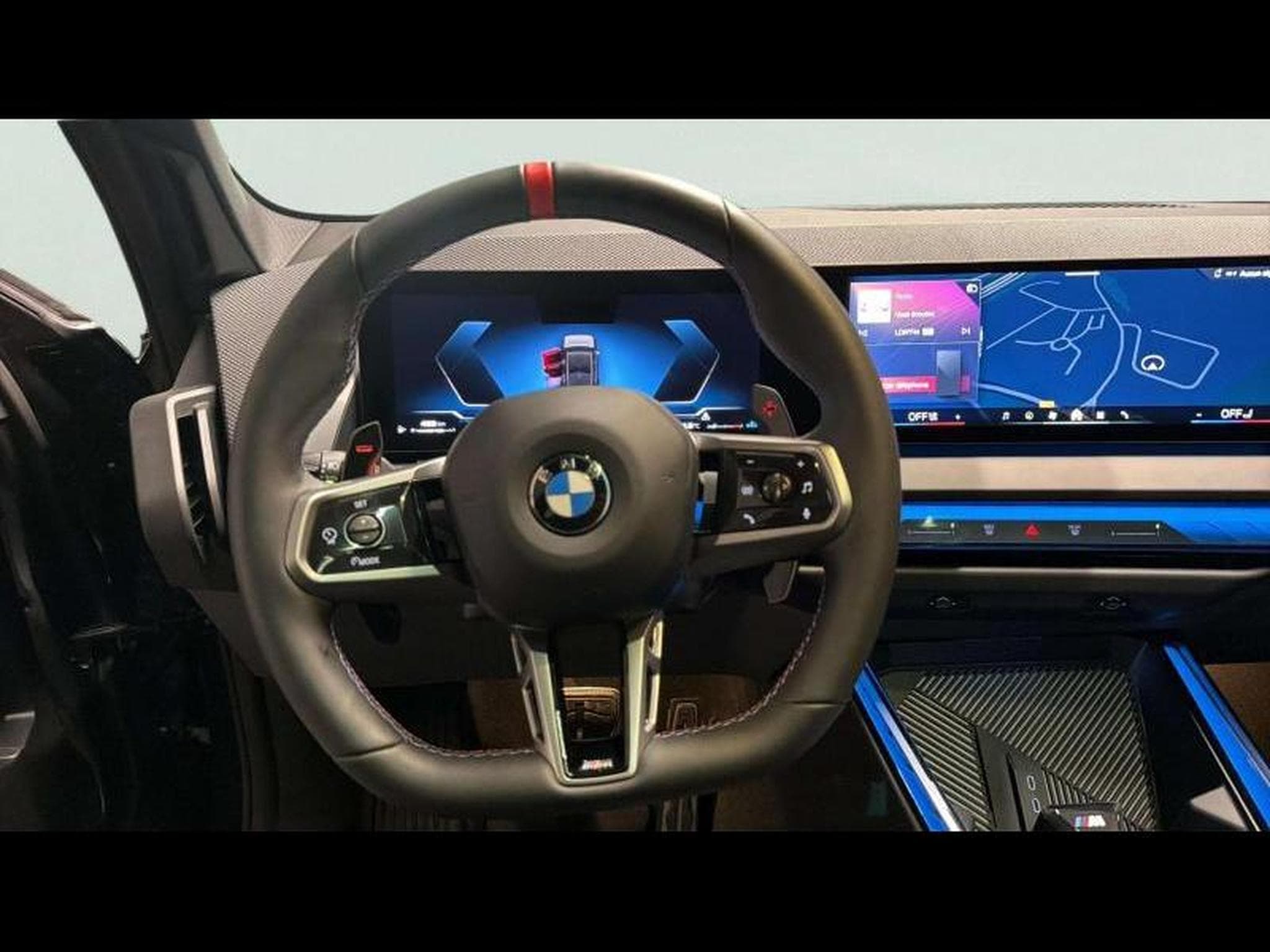BMW X3 M PRO (2026) - Foto 10