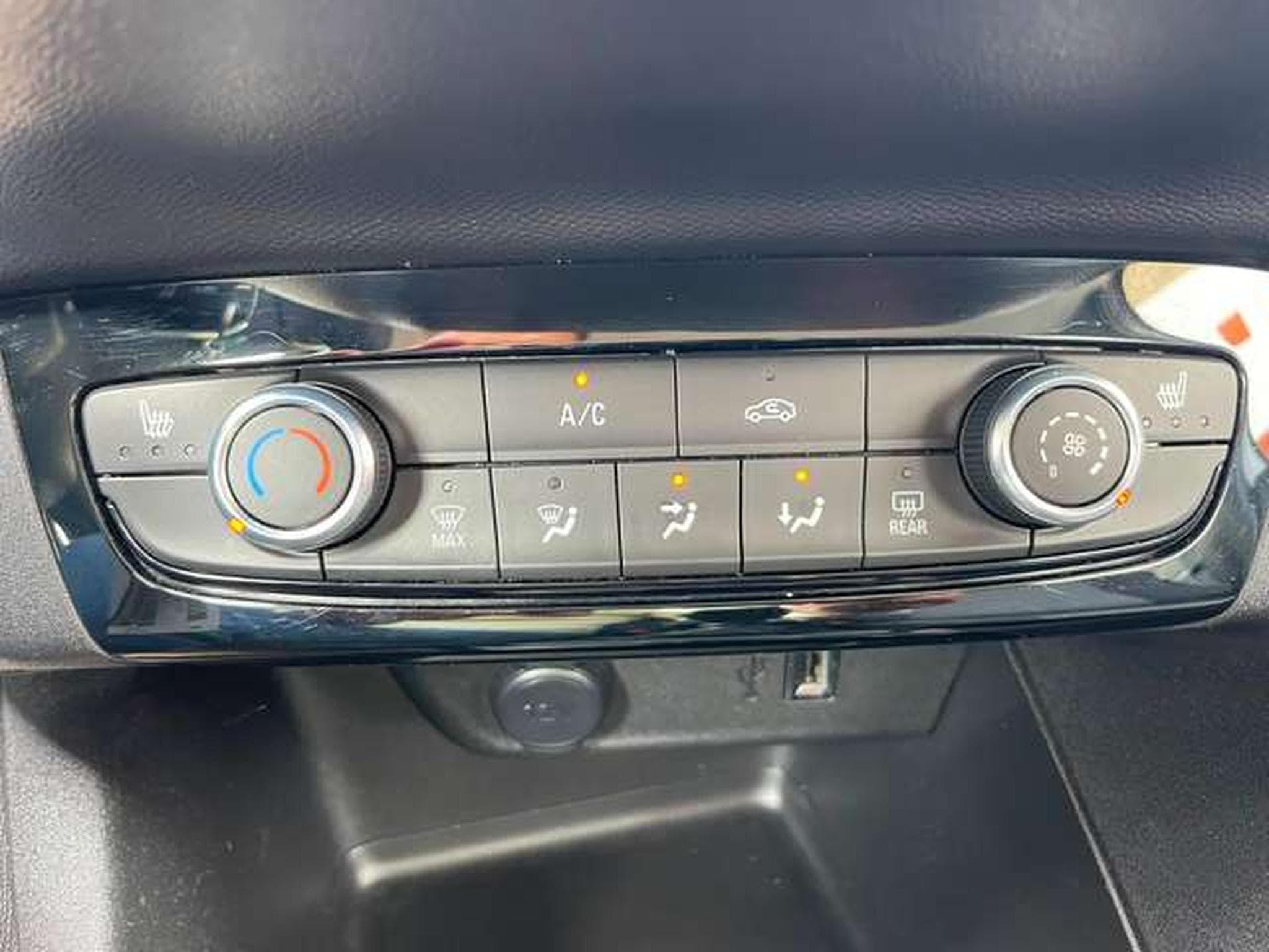 Opel Corsa Turbo Elegance JUSQU'A 36 MOIS DE GARANTIE (2021) - Photo 20