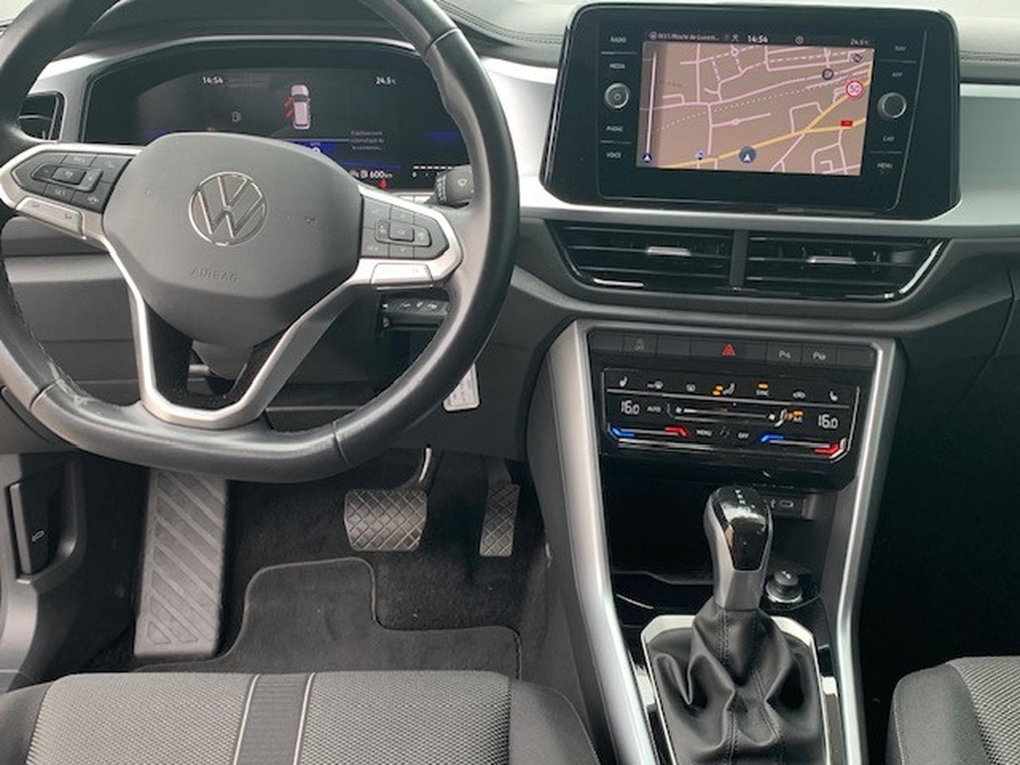 VW T-Roc LIFE 1.5TSI 150CV DSG7 (2024) - Photo 3