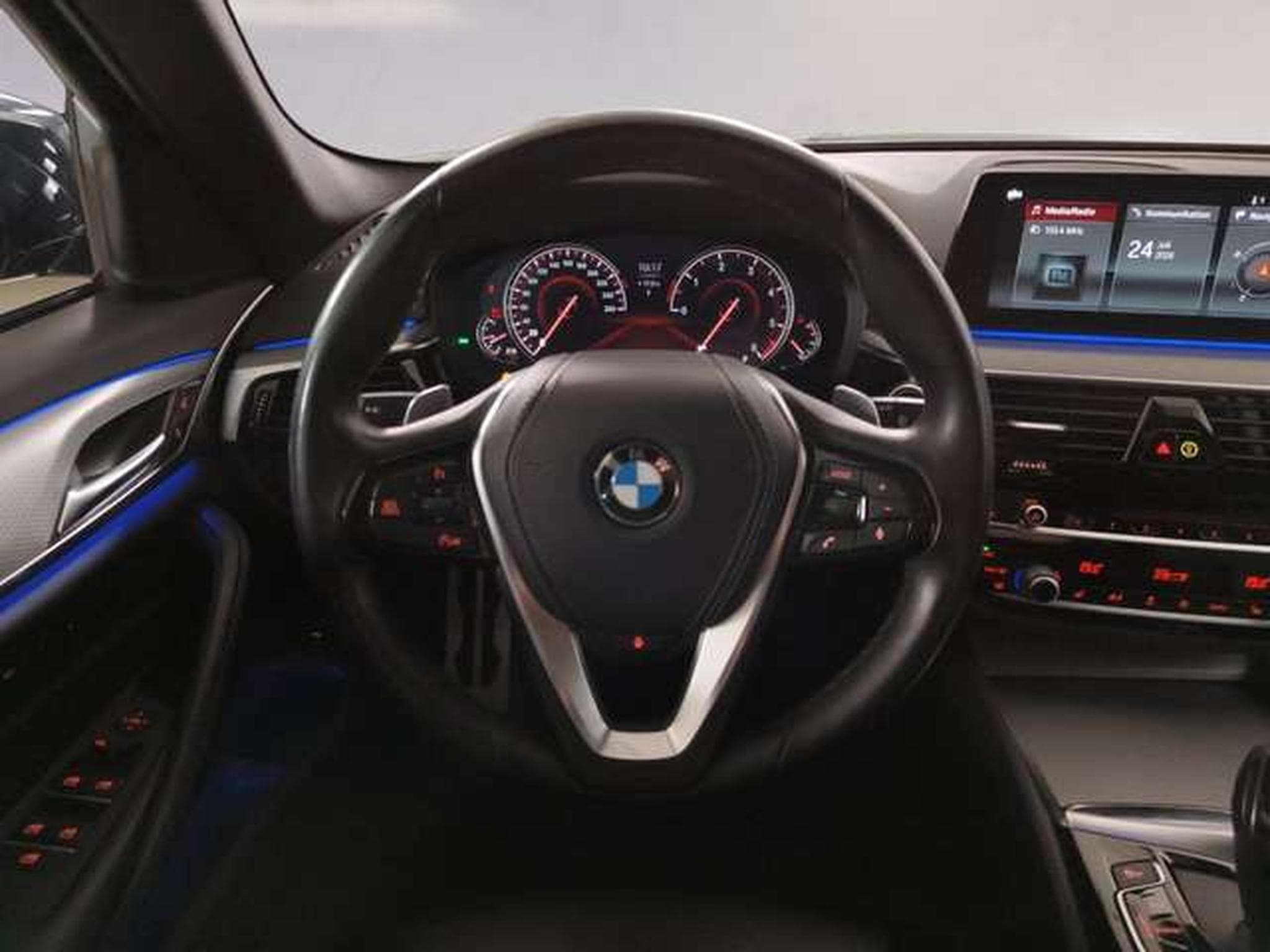 BMW 520 d M Sportpaket (2019) - Photo 10