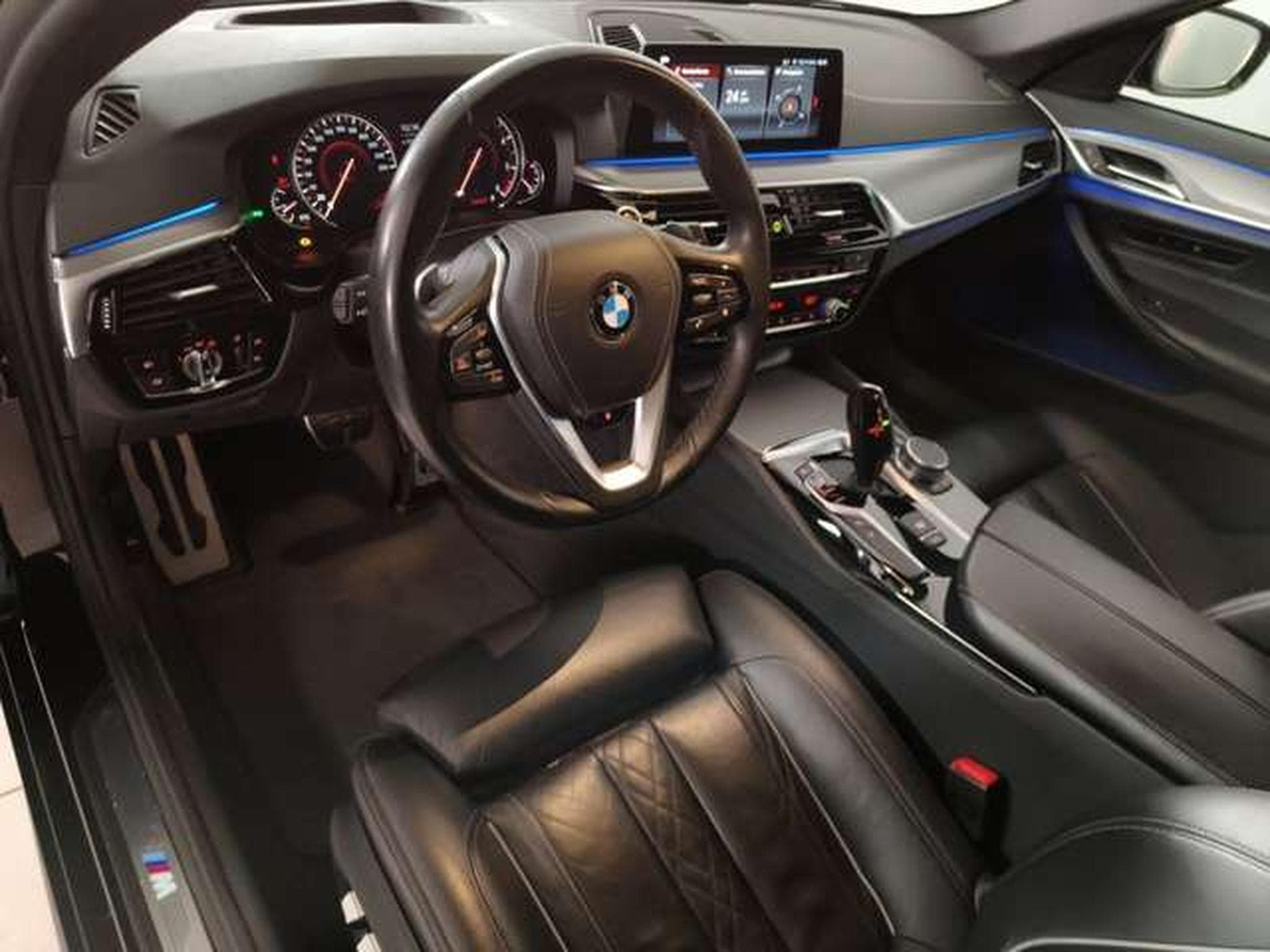 BMW 520 d M Sportpaket (2019) - Photo 12